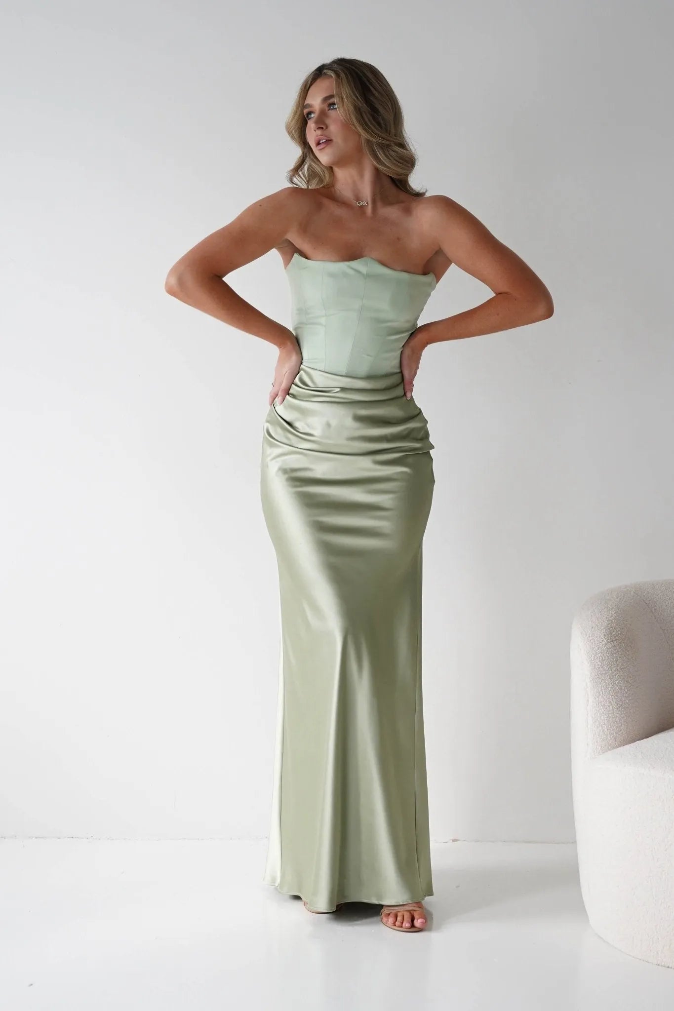 Elegant Mermaid Strapless Sleeveless Lace Up Back Floor Length Prom Dresses