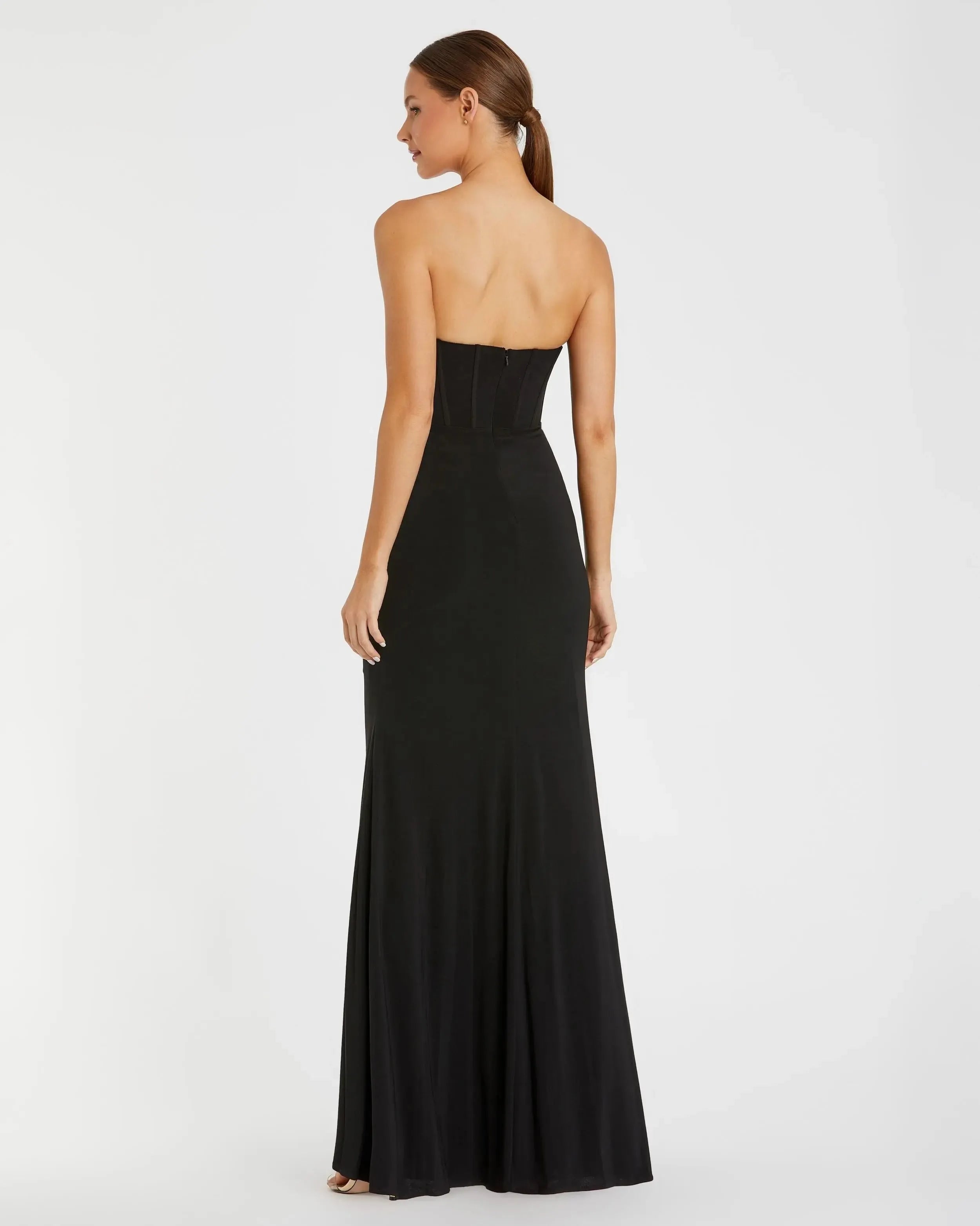 Elegant Mermaid Sweetheart Strapless Ruched Bodice Floor Length Formal Prom Gown