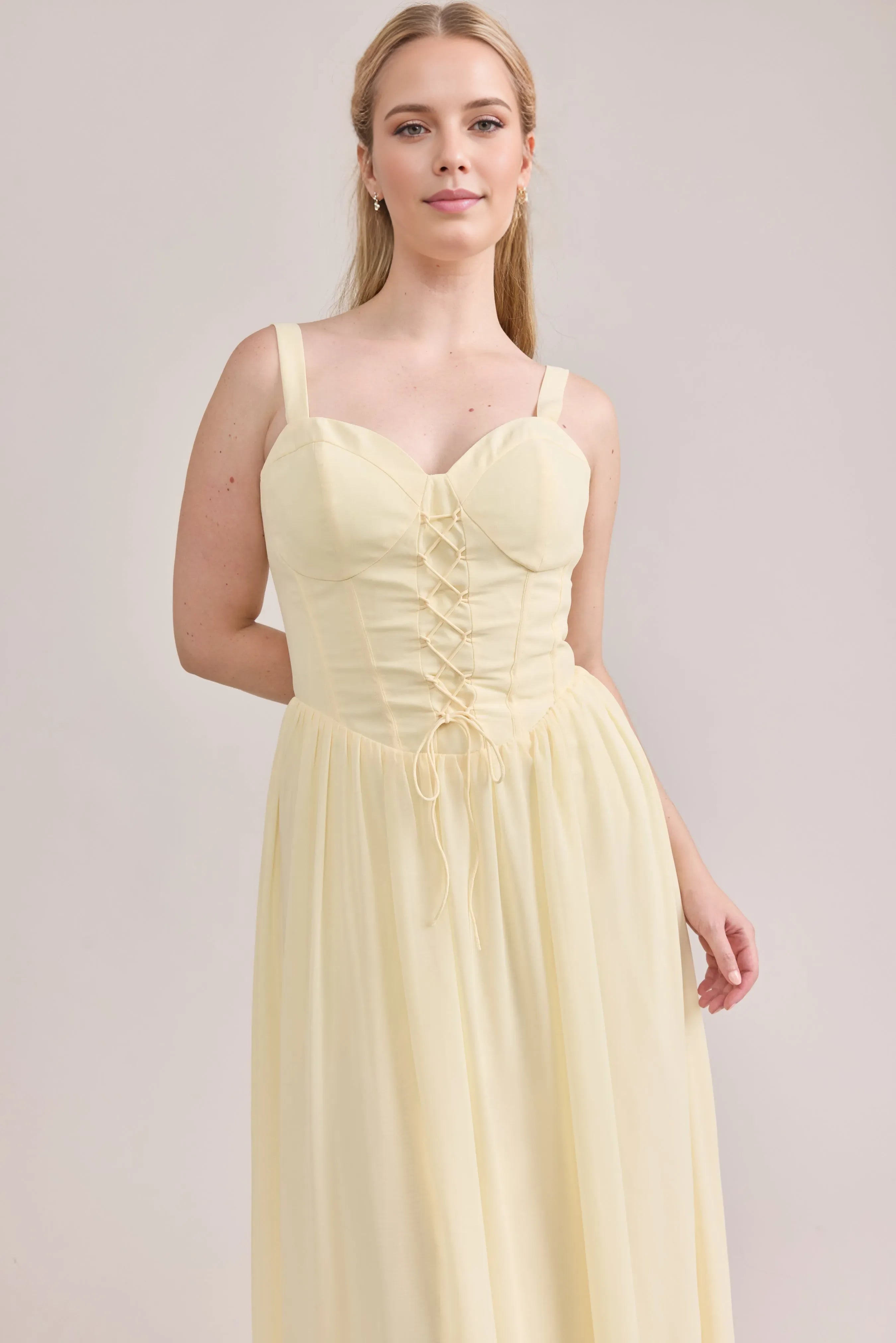 Elegant Pale Yellow A-line Sweetheart Neckline Sleeveless Back Zip Floor-length Bodice Chiffon Prom Dresses