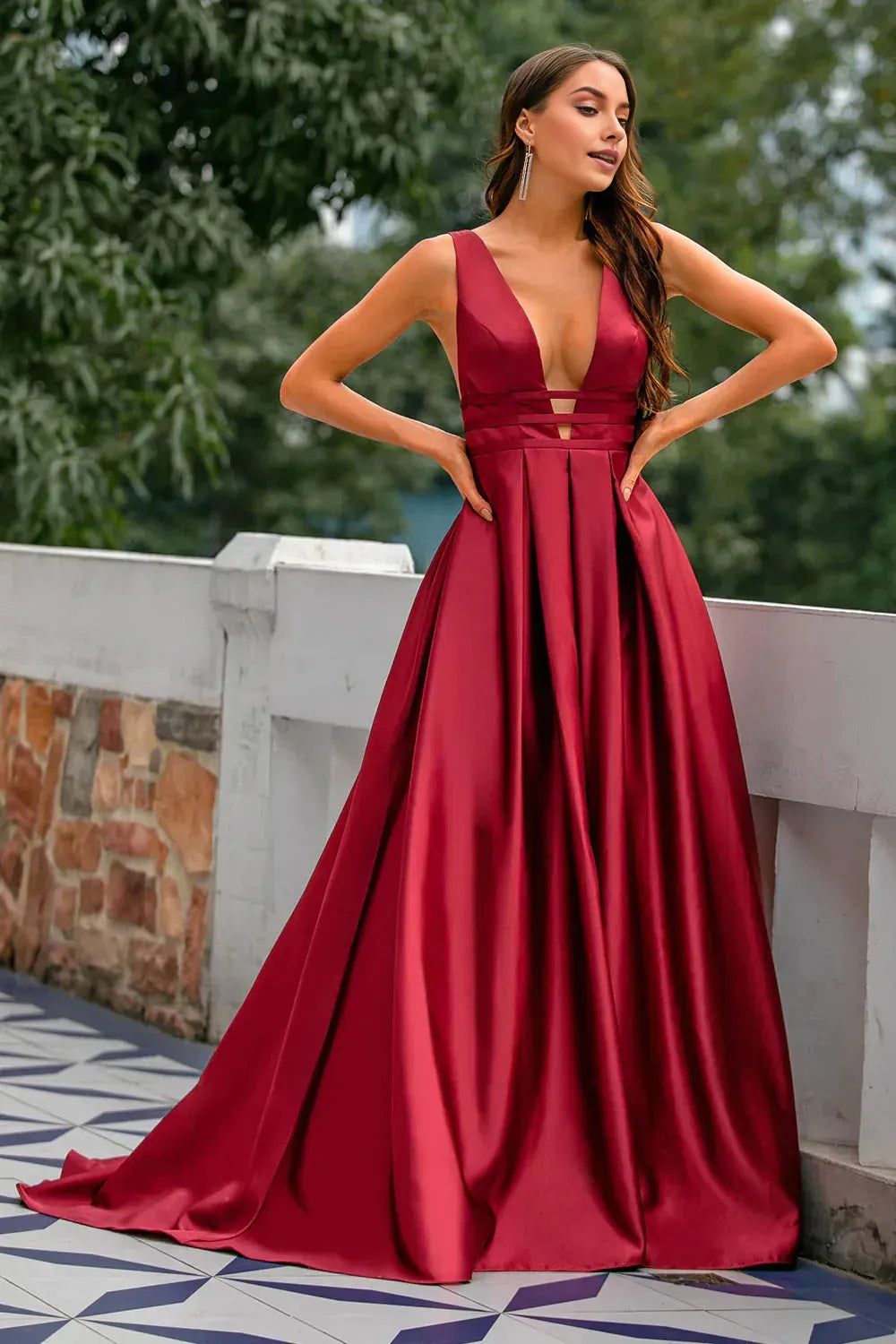 Elegant Satin A-Line Deep V-Neck Sleeveless Lace Up Back Floor-Length Prom Dress female guests Custom