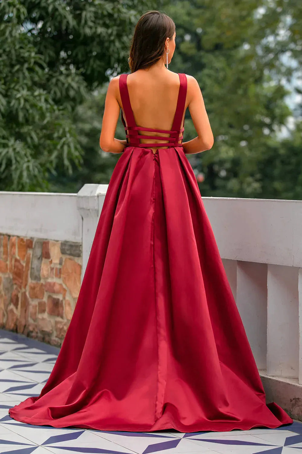 Elegant Satin A-Line Deep V-Neck Sleeveless Lace Up Back Floor-Length Prom Dress female guests Custom