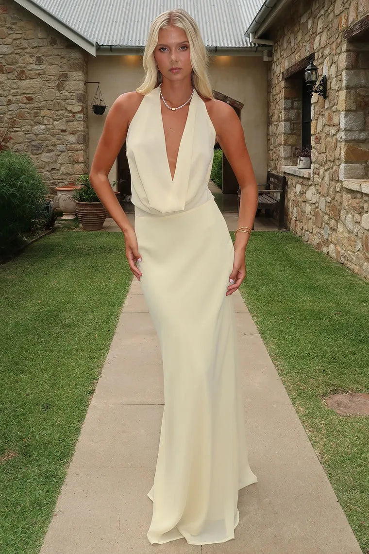 Elegant Sheath Halter-Neck Deep-V Cutout-Back Floor-Length Formal Prom Dresses
