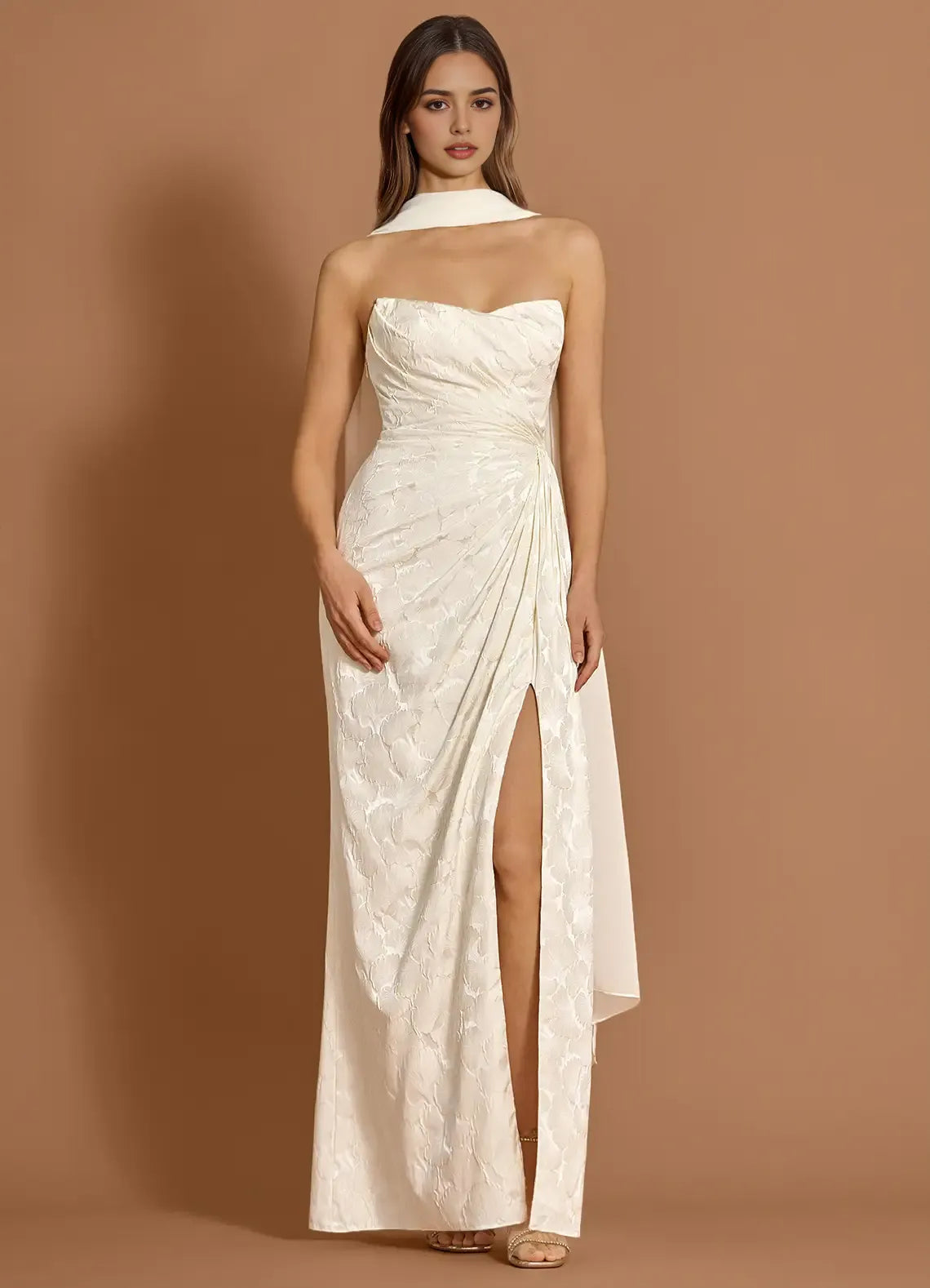 Elegant Sheath Halter-Neck Sleeveless Backless Floor-Length Textured Prom Dress with Drape Detail High Slit