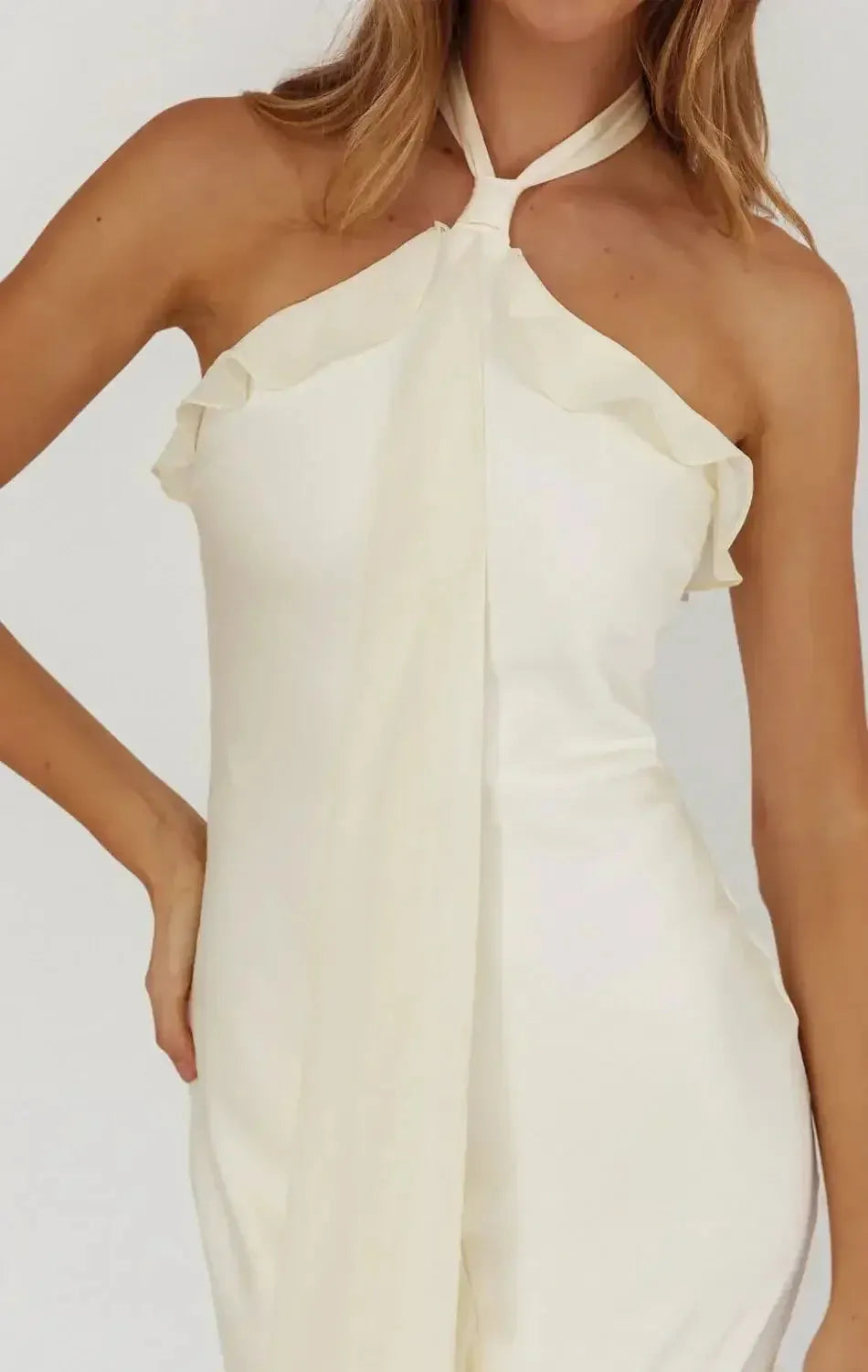 Elegant Sheath Halter Neck Sleeveless Solid Back Midi Formal Dresses
