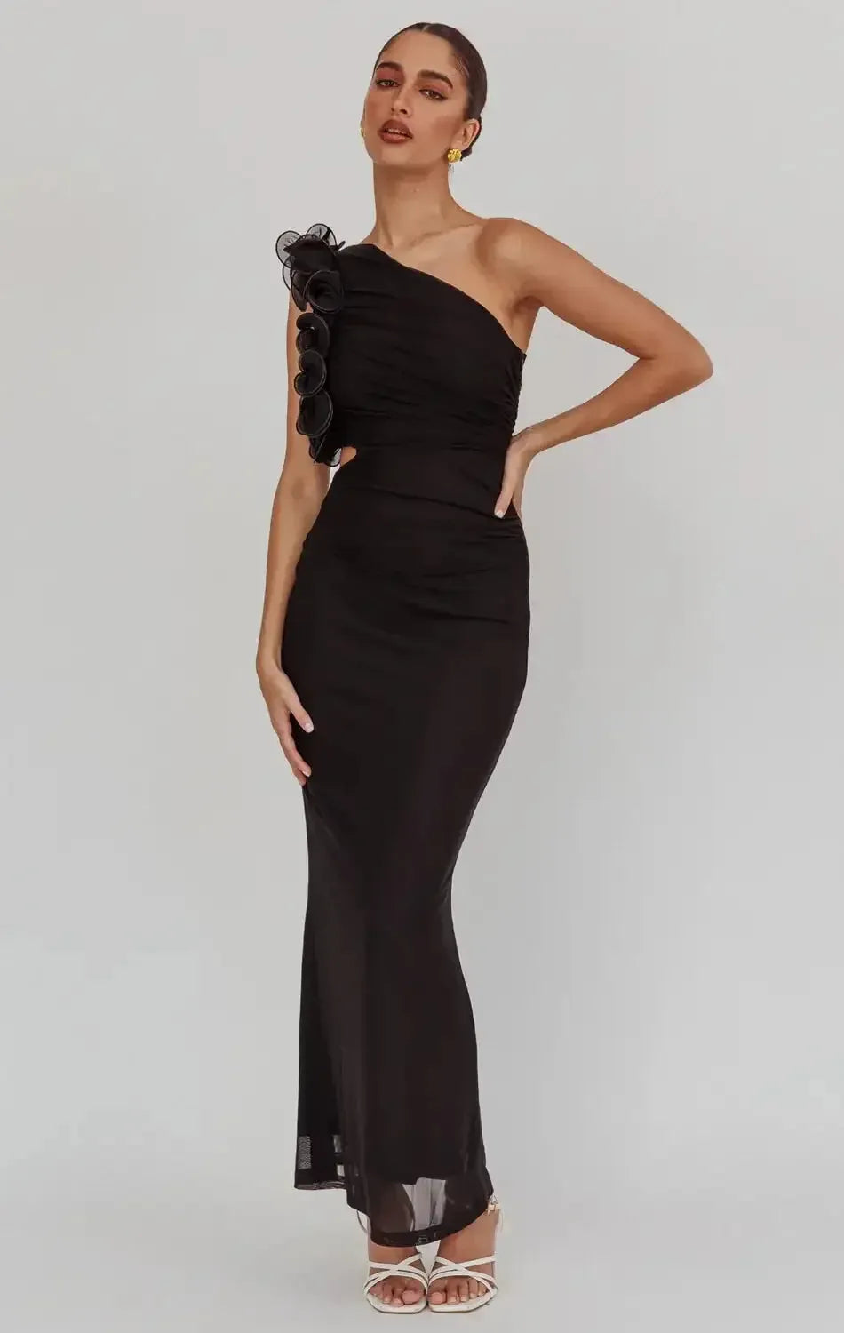 Elegant Sheath One-Shoulder Sleeveless Cutout Back Ruffled Floor-Length Formal Dresses