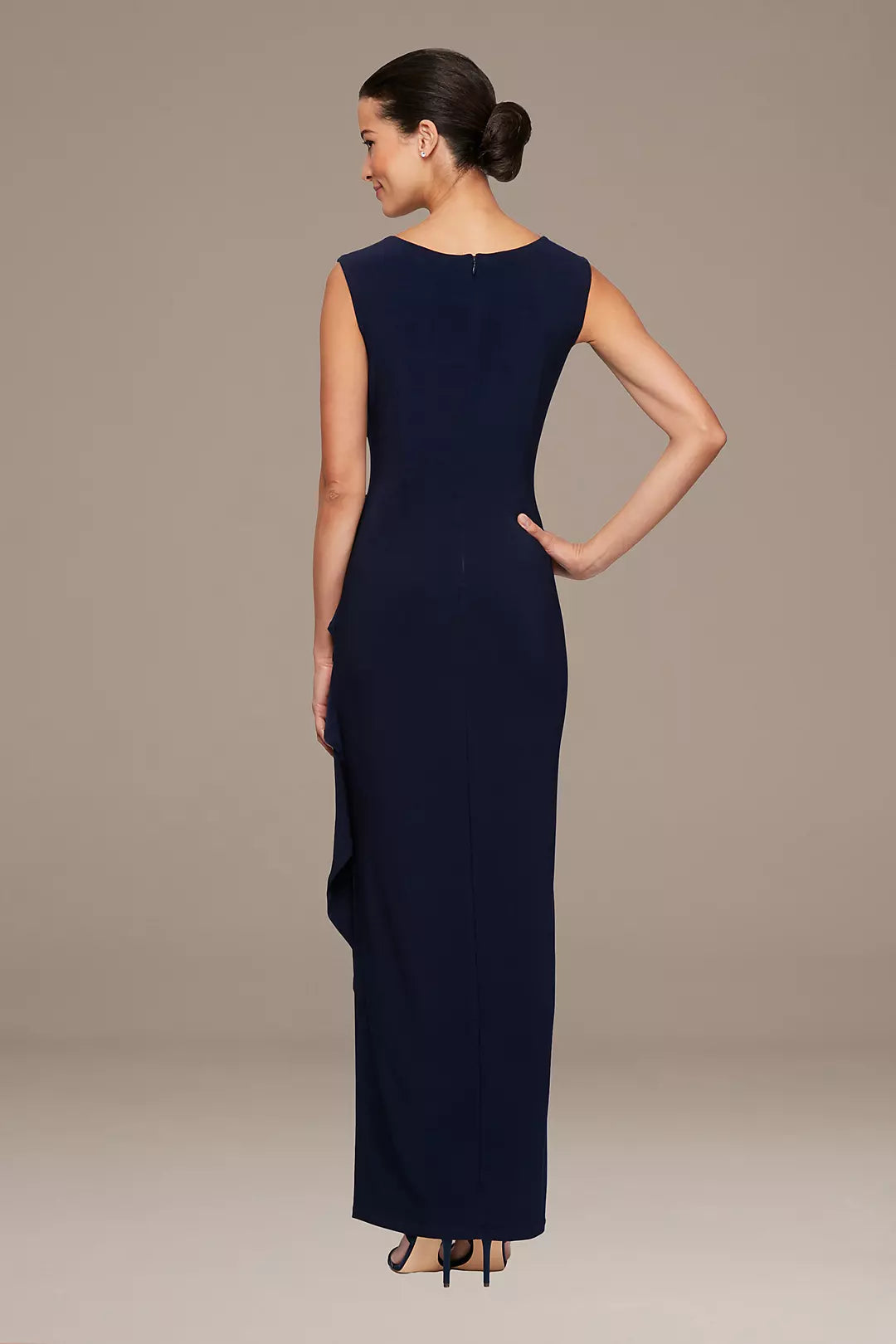 Elegant Sheath Scoop Neck Sleeveless Zipper Back Long Evening Dresses