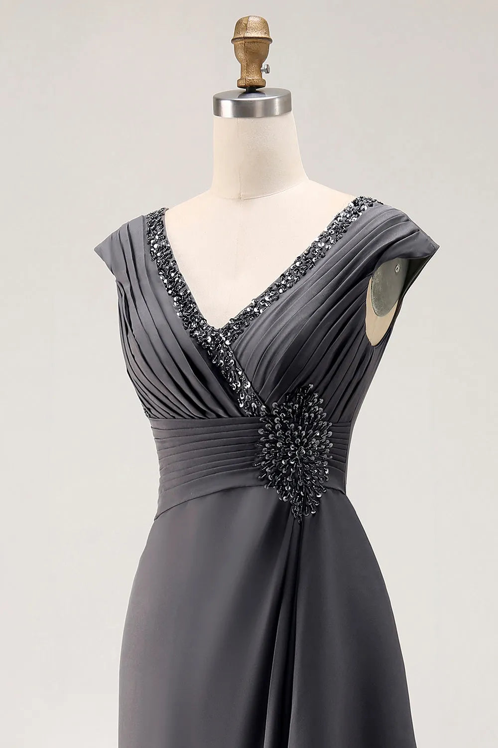 Elegant Sheath V-Neck Cap-Sleeve Zip Back Long Mother of the Bride Dresses