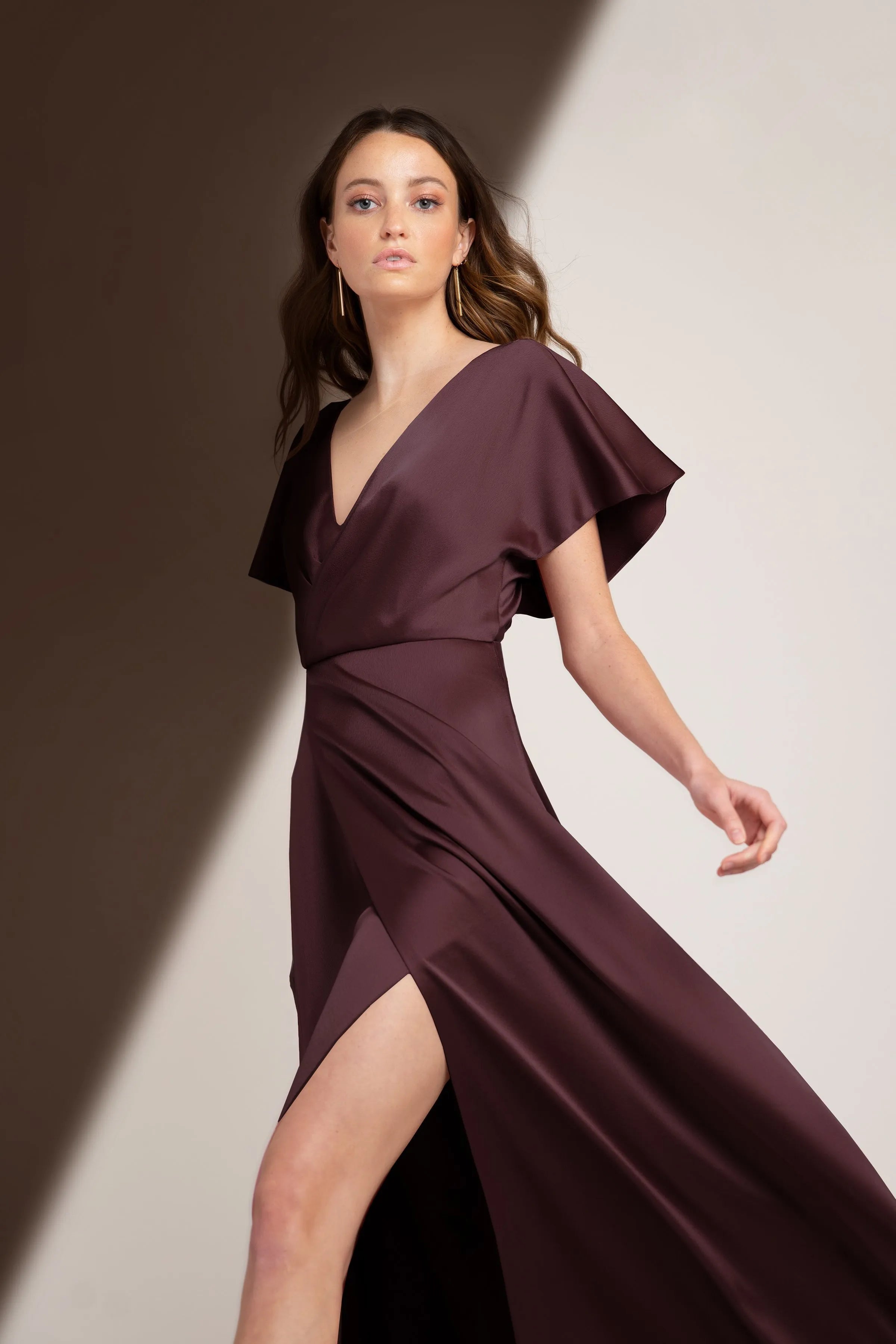 Elegant Sheath V-Neck Cape Sleeve Open Back Floor-Length Bridesmaid Dresses