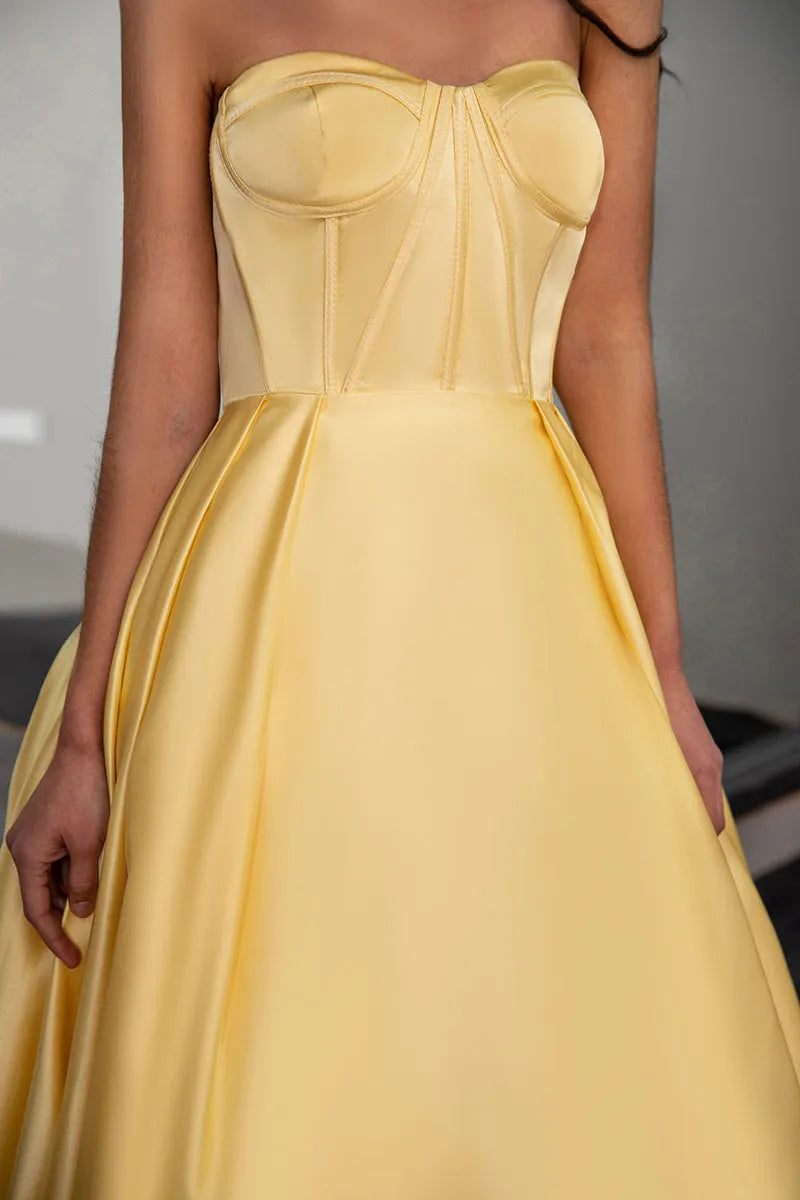Elegant Yellow A-Line Sweetheart Neck Sleeveless Satin Back Zip Floor-Length Prom Dresses