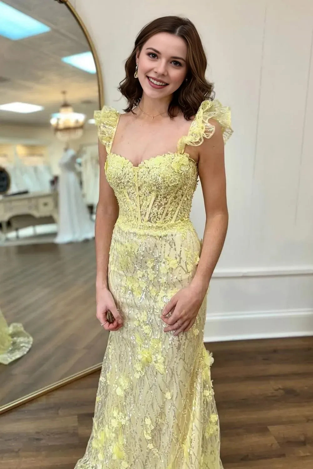 Elegant Yellow Mermaid Deep V-Neck Sleeveless Lace Glitter Lace Up Floor-Length Prom Dress with Appliques