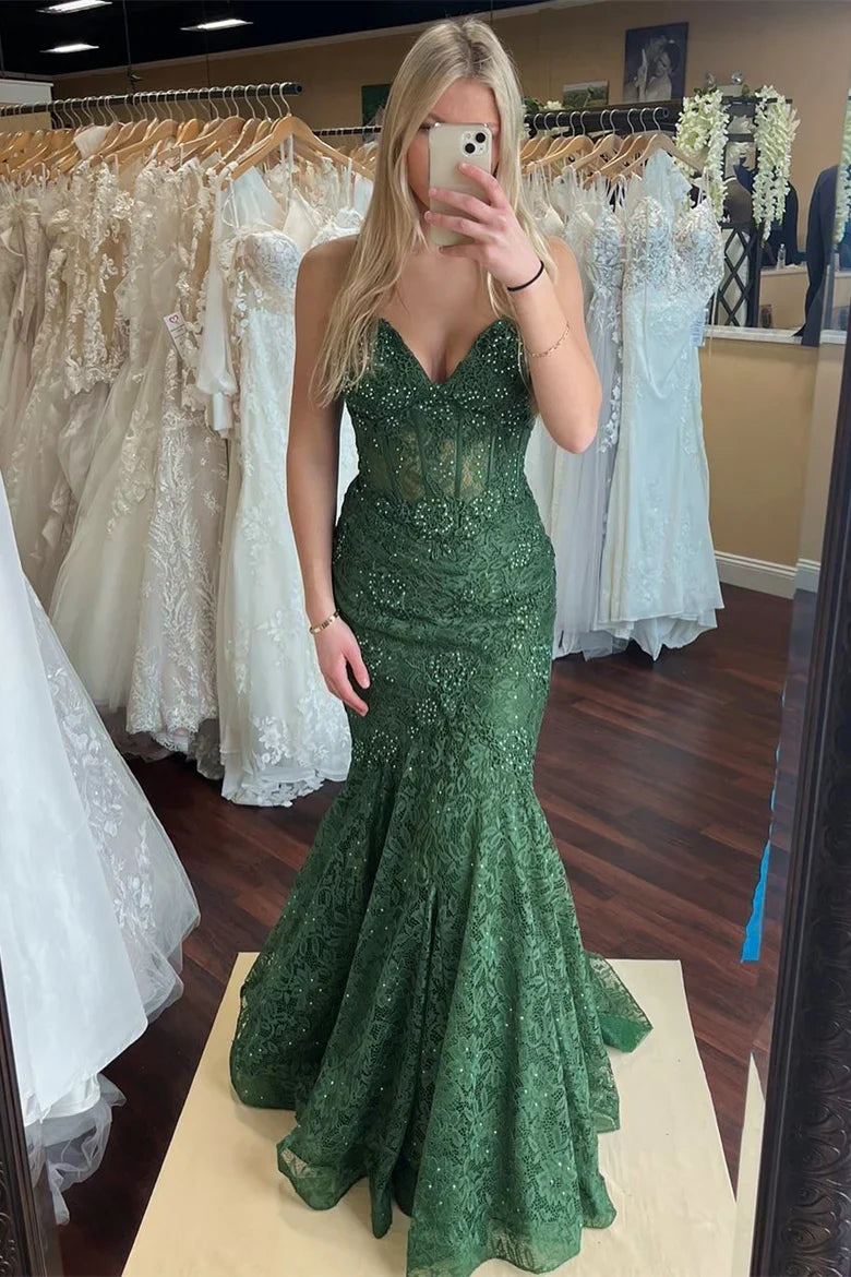 Emerald Green Spaghetti Strap Mermaid Prom Dress with Beaded Lace and Deep V-Back
