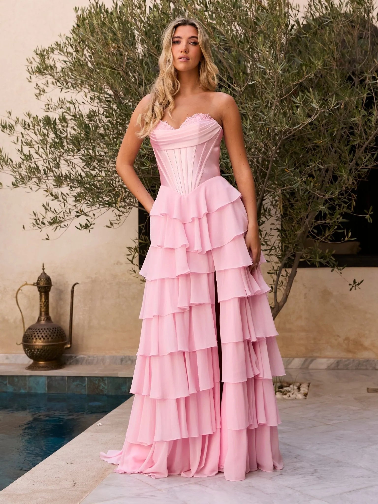 Enchanting A-Line Strapless Sleeveless Tiered-Back Floor-Length Prom Dress
