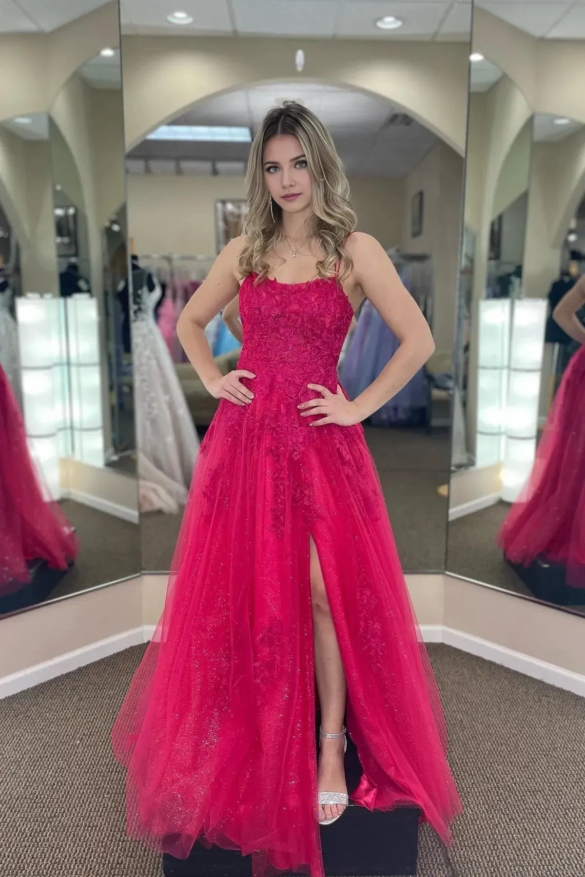 Fashionable A-line Scoop Neckline Spaghetti Straps Lace-Up Back Glitter Applique Tulle Slit Floor-Length Prom Dress ﻿
