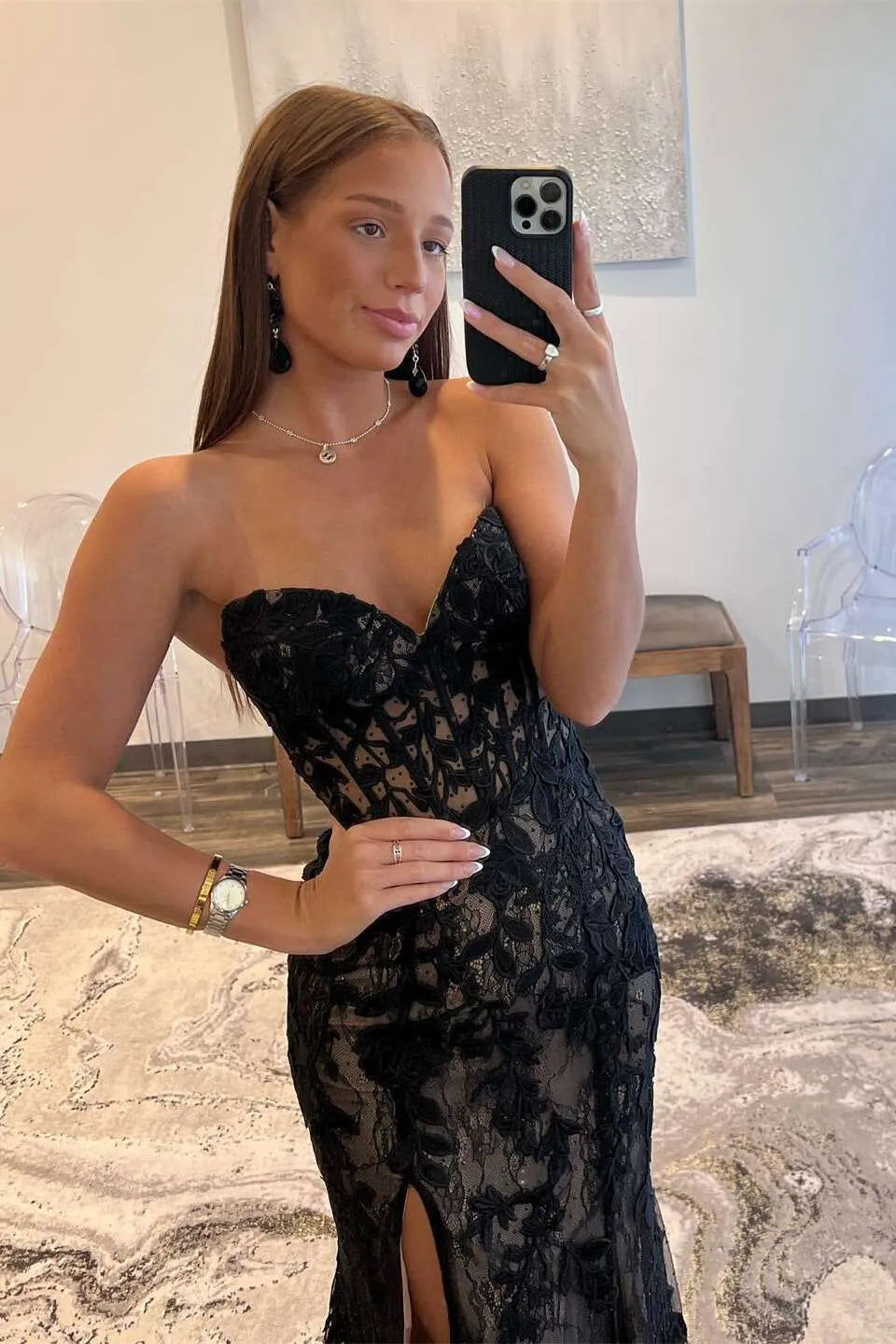 Fashionable Black Mermaid V-Neck Lace Appliques Corset Lace-Up Back Side Slit Floor-Length Prom Dresses