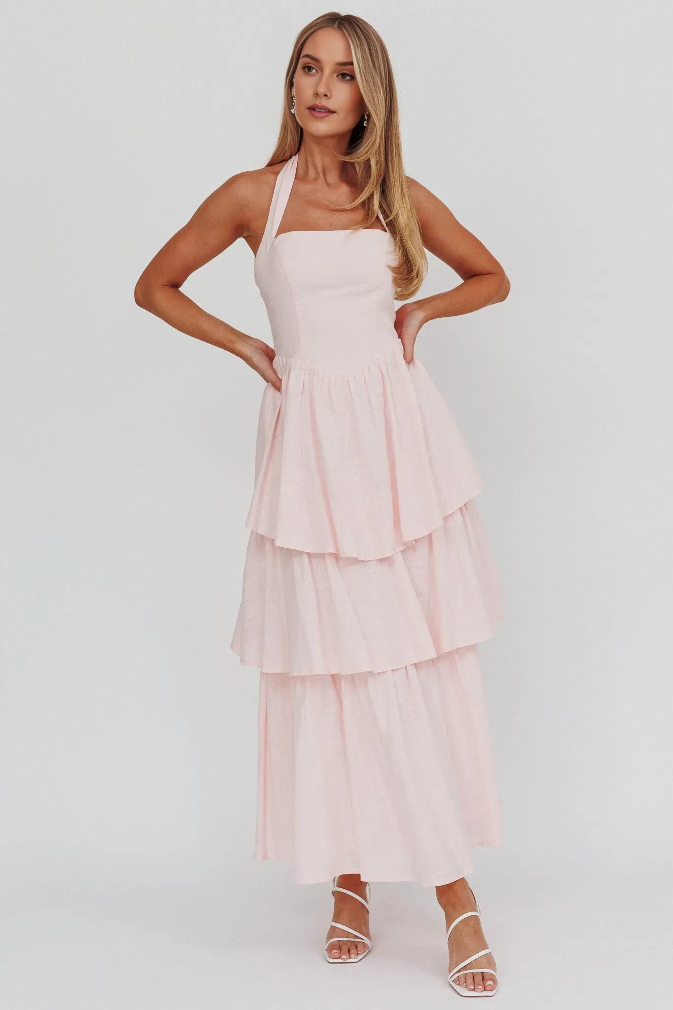 Fashionable Halter Neck Sleeveless Tiered Ruffle Back Zipper Ankle-Length Prom Dresses hot sale