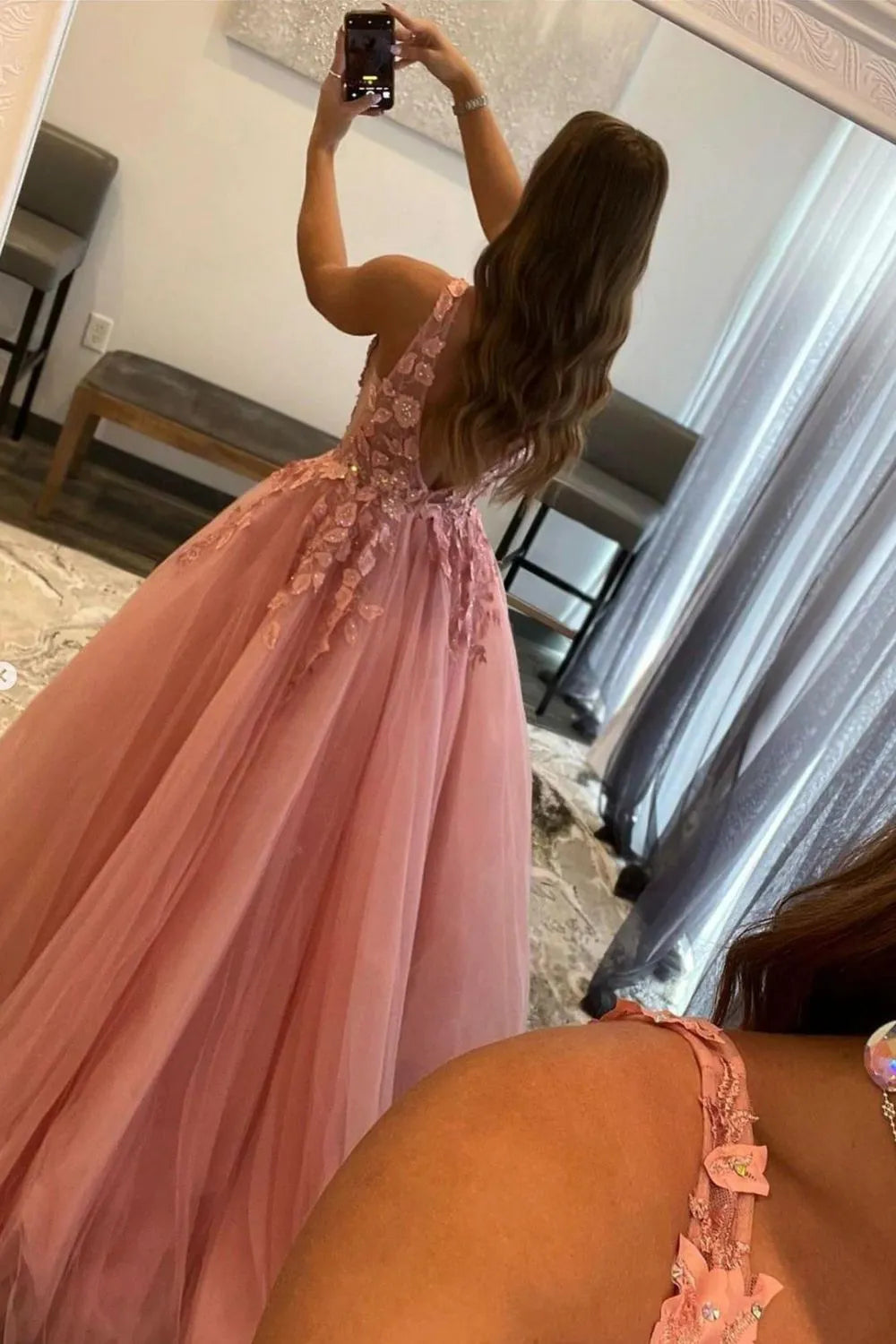 Fashionable Pink A Line Plunging V-Neck Spaghetti Straps Backless Tulle Floral Floor-Length Prom Dress with Appliques
