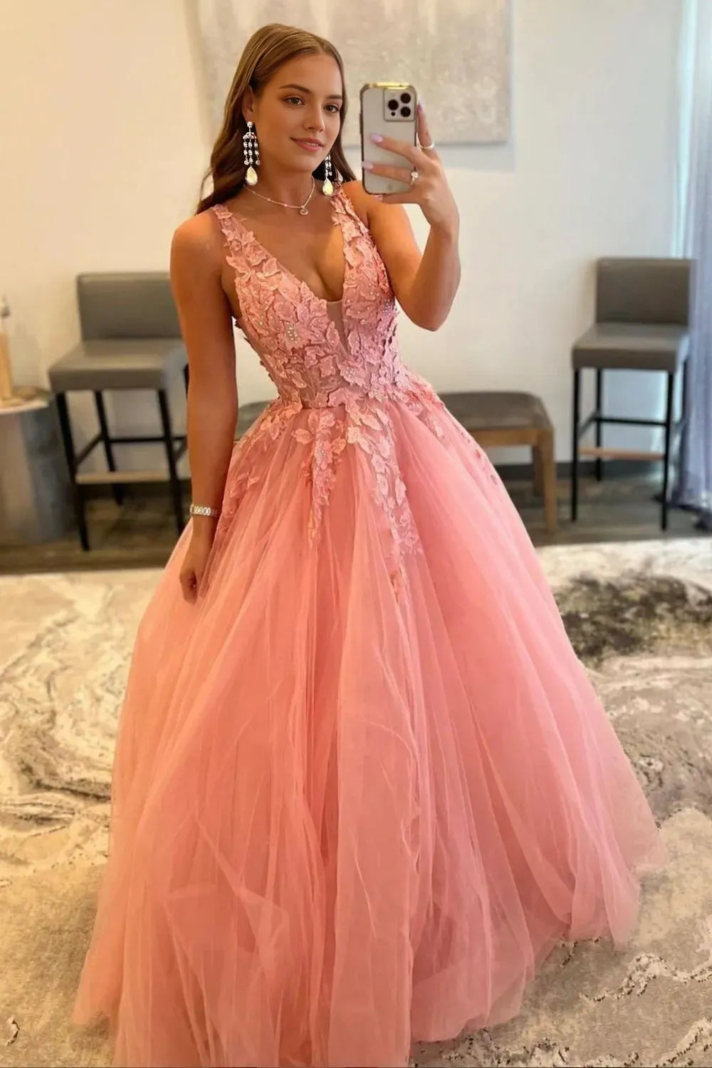 Fashionable Pink A Line Plunging V-Neck Spaghetti Straps Backless Tulle Floral Floor-Length Prom Dress with Appliques