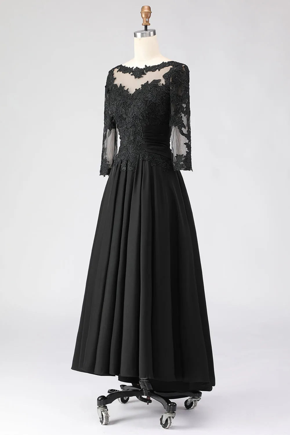Glamorous A-Line Scoop Neck Lace-Sleeve Zip Back Long Mother of the Bride Dresses