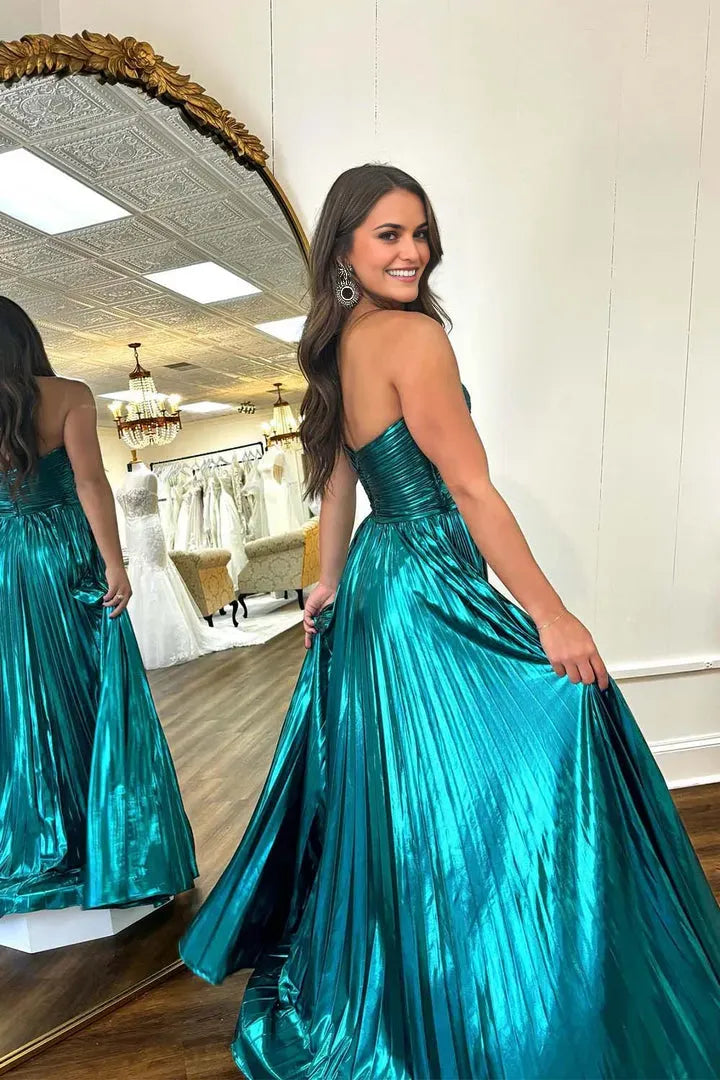 Glamorous A-Line Sweetheart Metallic Sleeveless Cutout Back Zip Floor-Length Prom Dress with Keyholes