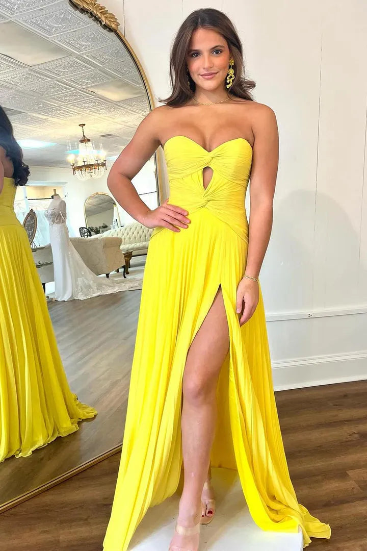 Glamorous A-Line Sweetheart Strapless Sleeveless Open-Back Floor-Length Side Leg Slit Prom dresses
