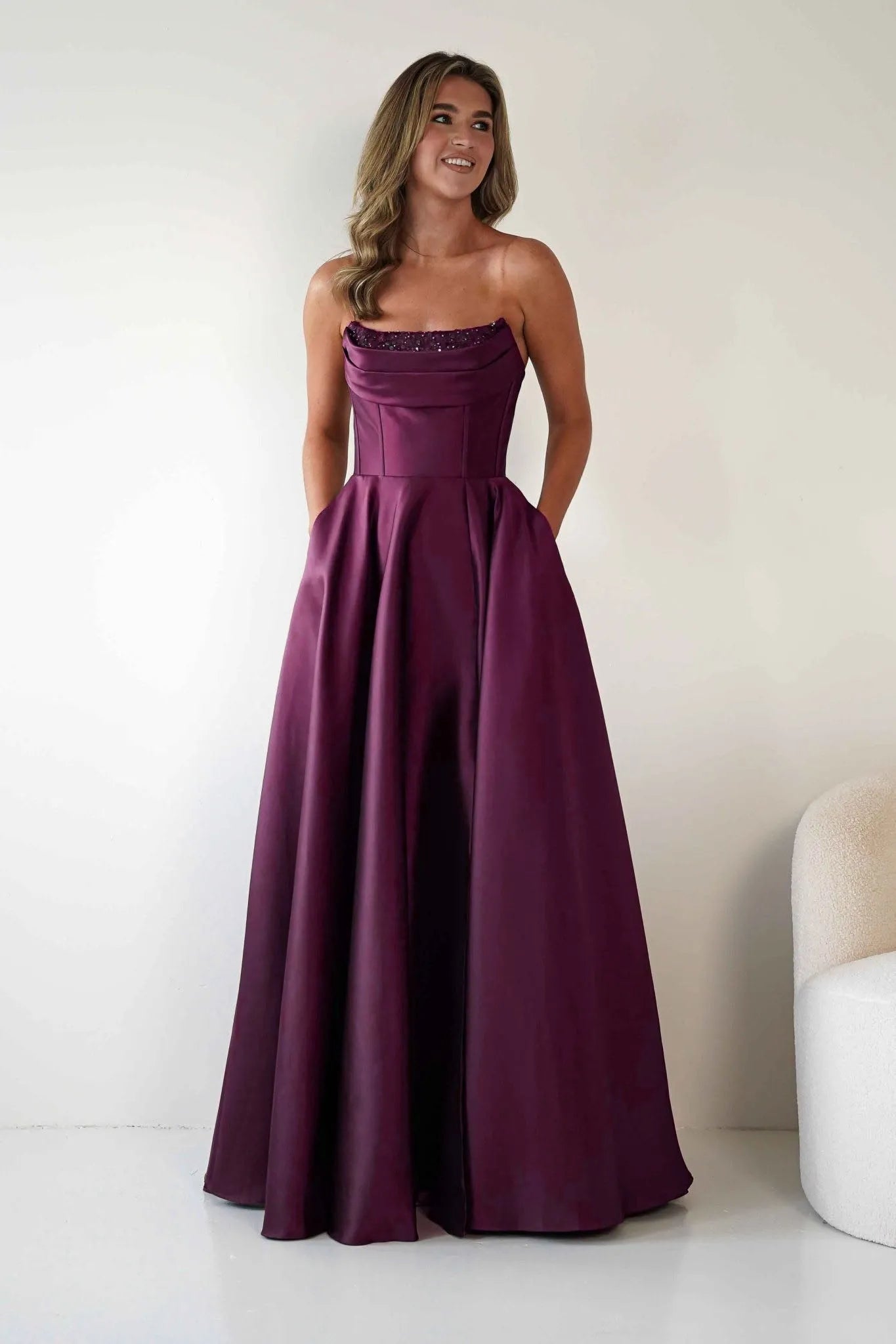 Glamorous Ballgown Sweetheart Strapless Embellished-Bodice Lace-Up-Back Floor-Length Formal Prom Dresses