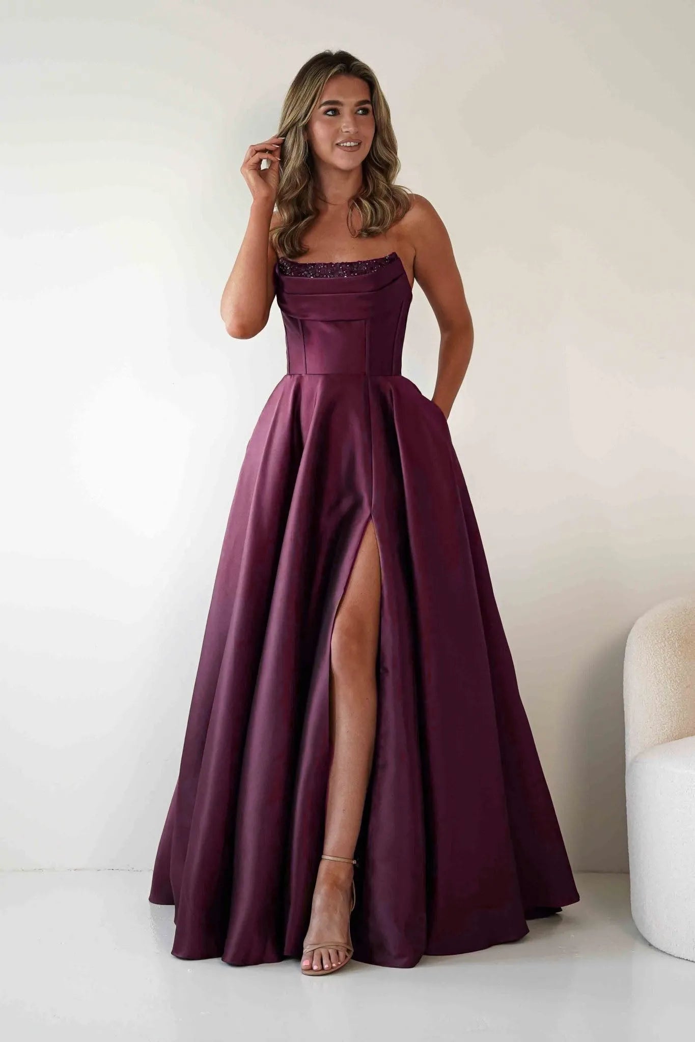 Glamorous Ballgown Sweetheart Strapless Embellished-Bodice Lace-Up-Back Floor-Length Formal Prom Dresses
