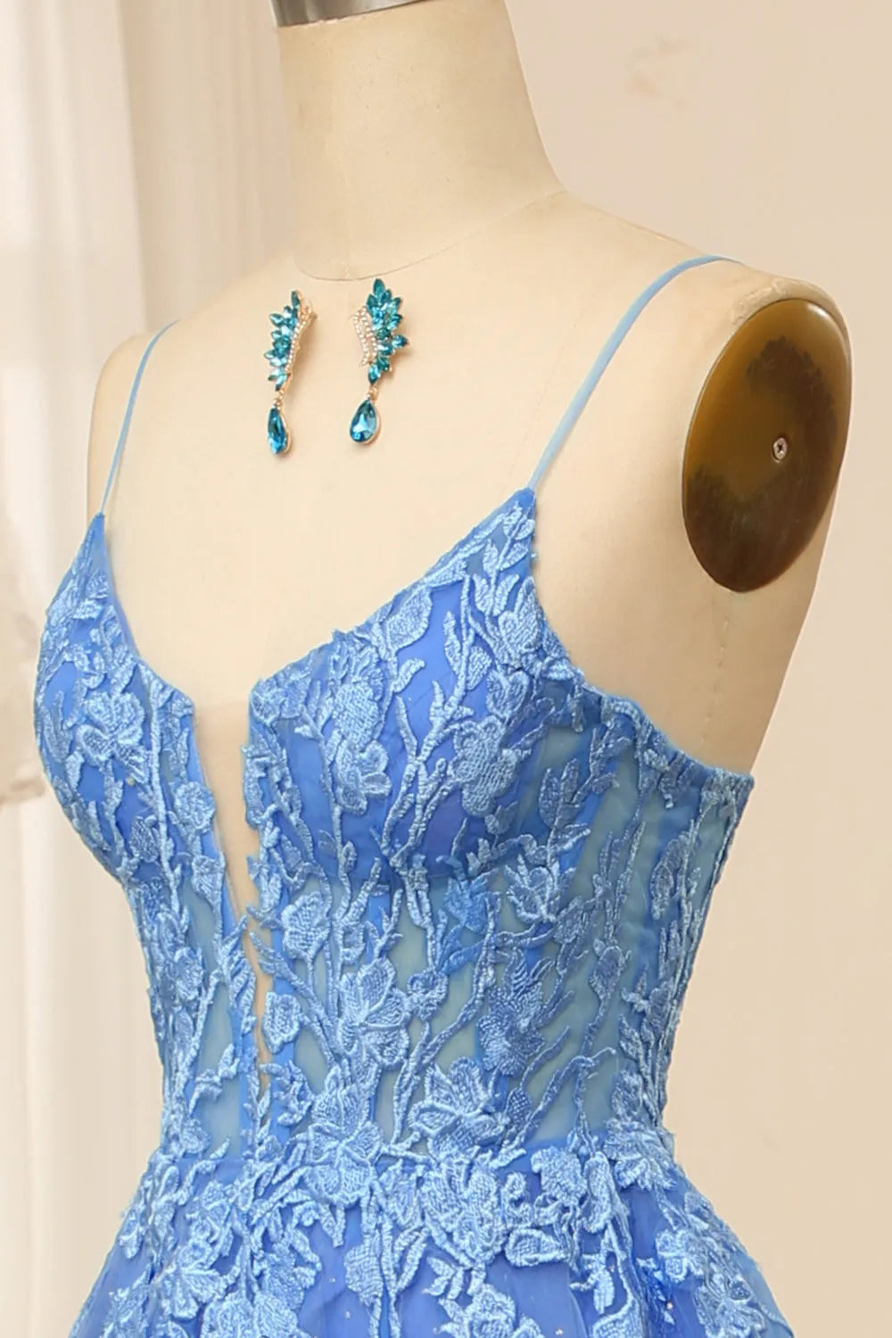 Glamorous Blue A Line Plunging V-Neck Spaghetti Strap Lace Glitter Tulle Train Prom Dress with Beaded Appliques