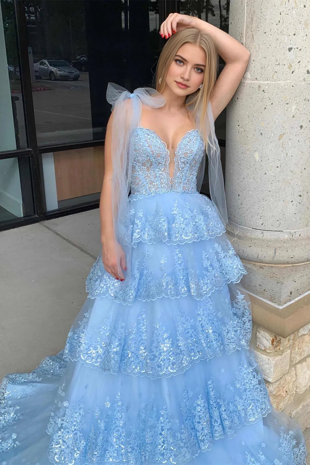 Glamorous Light Blue A-Line Spaghetti-Strap Tie Straps Lace Embroidered Tiered-Tulle Floor-Length Prom Dress with Appliques