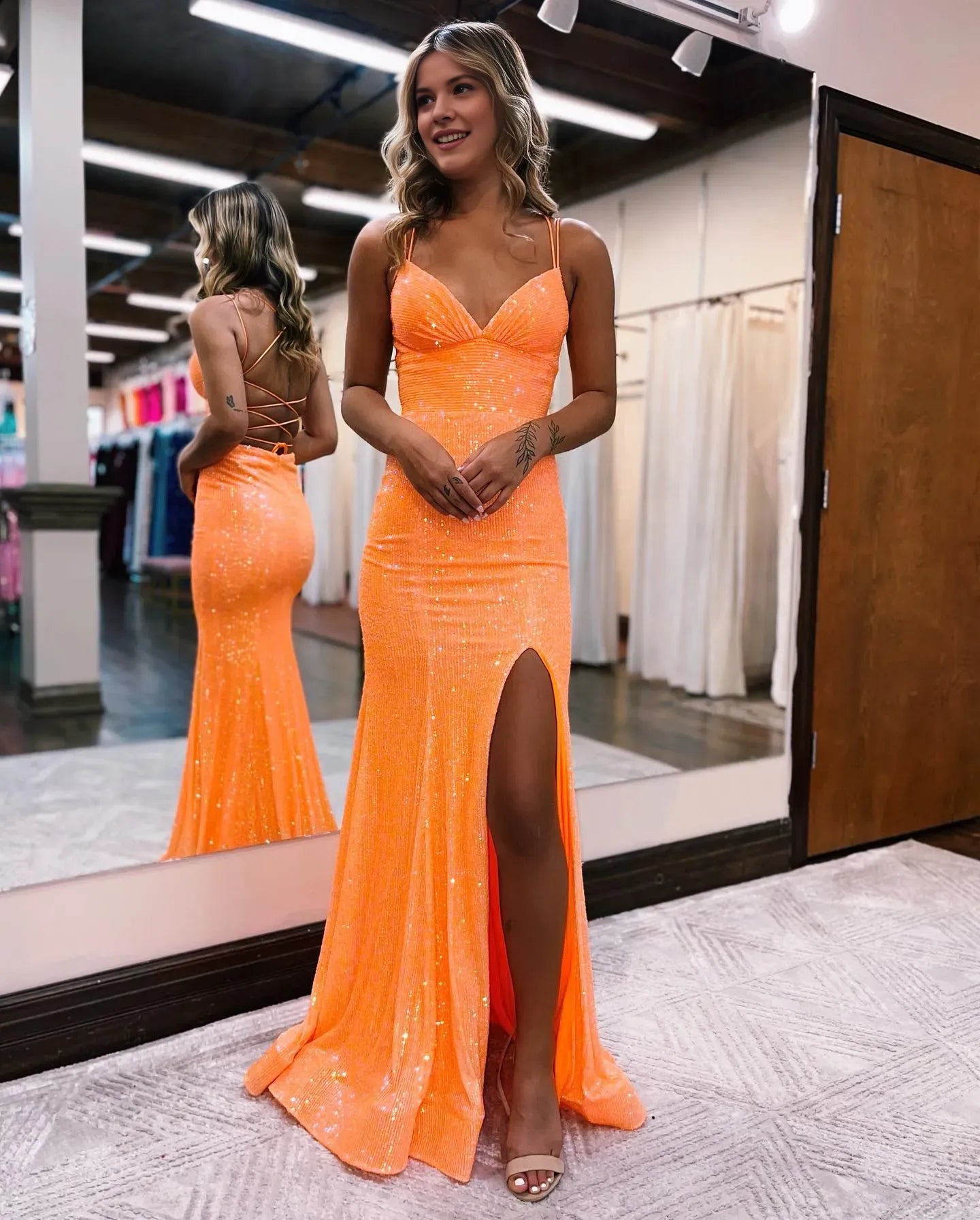 Glamorous Mermaid Deep V-Neck Spaghetti Straps Corset Lace-Up Floor-Length Prom Dress