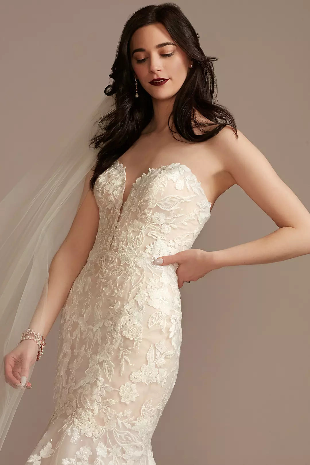 Glamorous Mermaid Sweetheart Neck Sleeveless Button Back Long Wedding Dresses