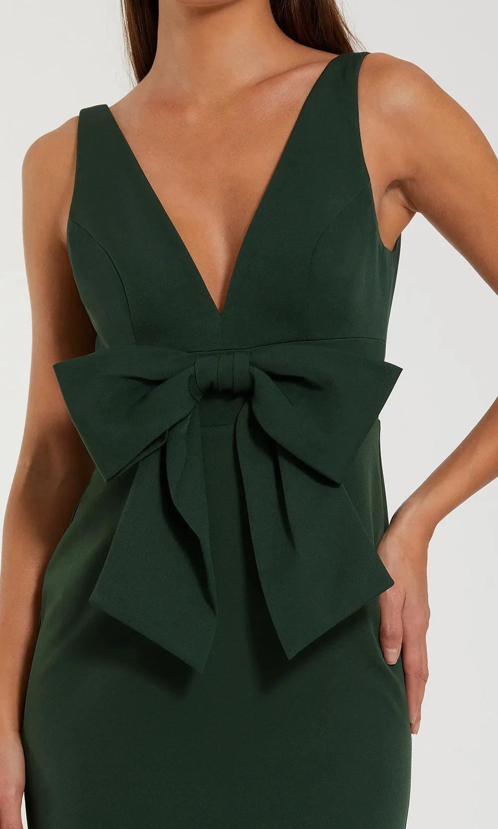 Glamorous Sheath V-Neck Sleeveless Crepe Zip-Back Floor-Length Mother of the Bride Dress with Front Bow