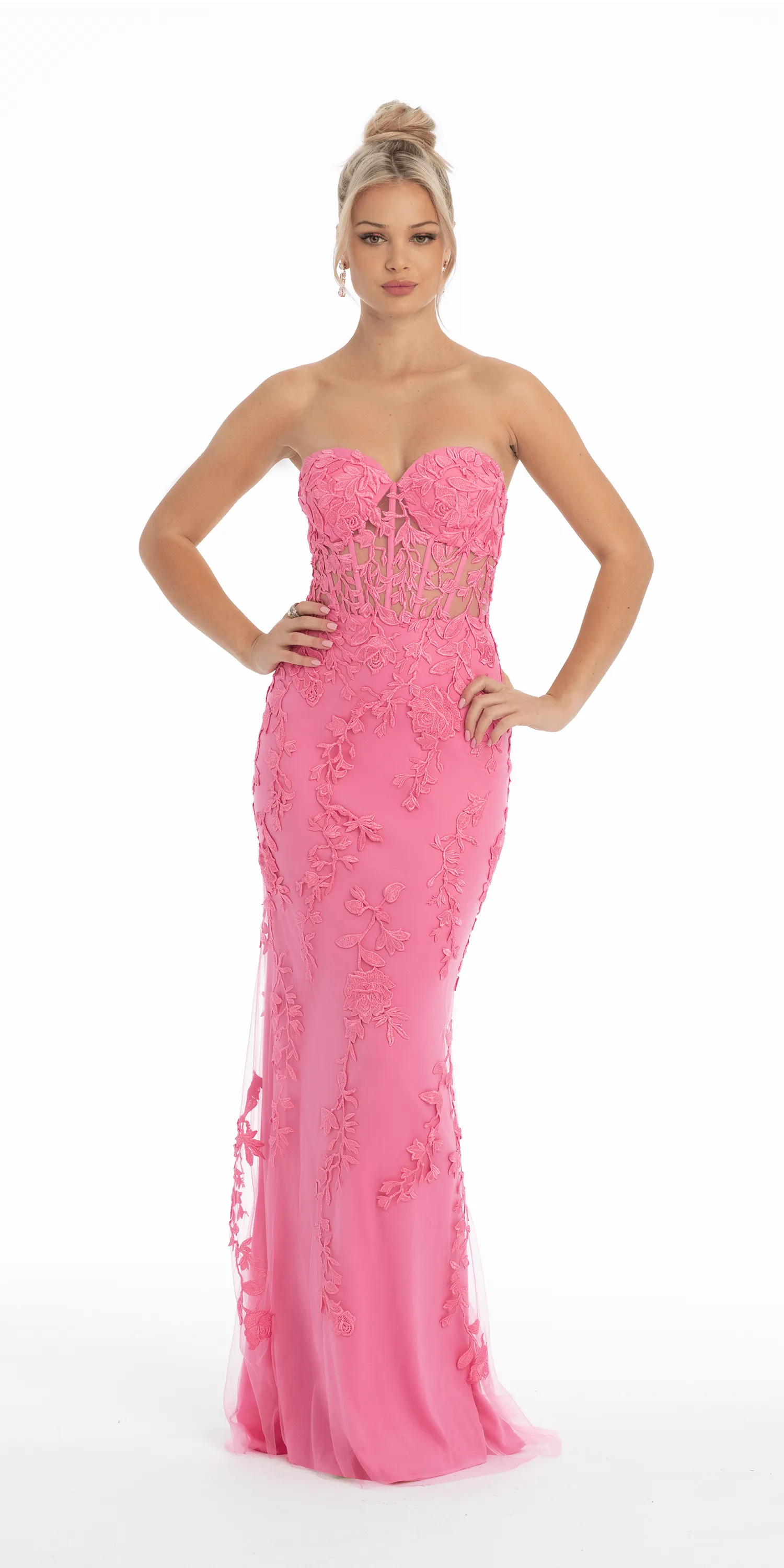 Lace Applique Mermaid Sweetheart Neck Strapless Lace-Up Back Train Length Prom Dress