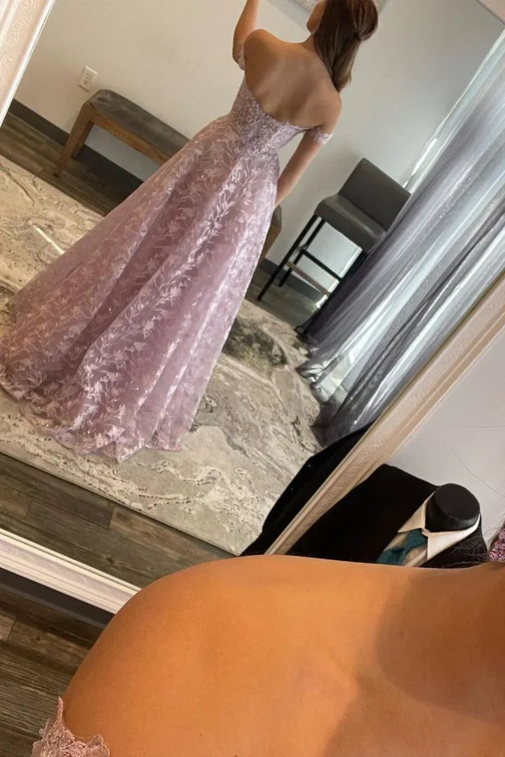 Lilac Off-the-Shoulder Ball Gown Prom Dress with Lace Appliqué and Sweetheart Neckline