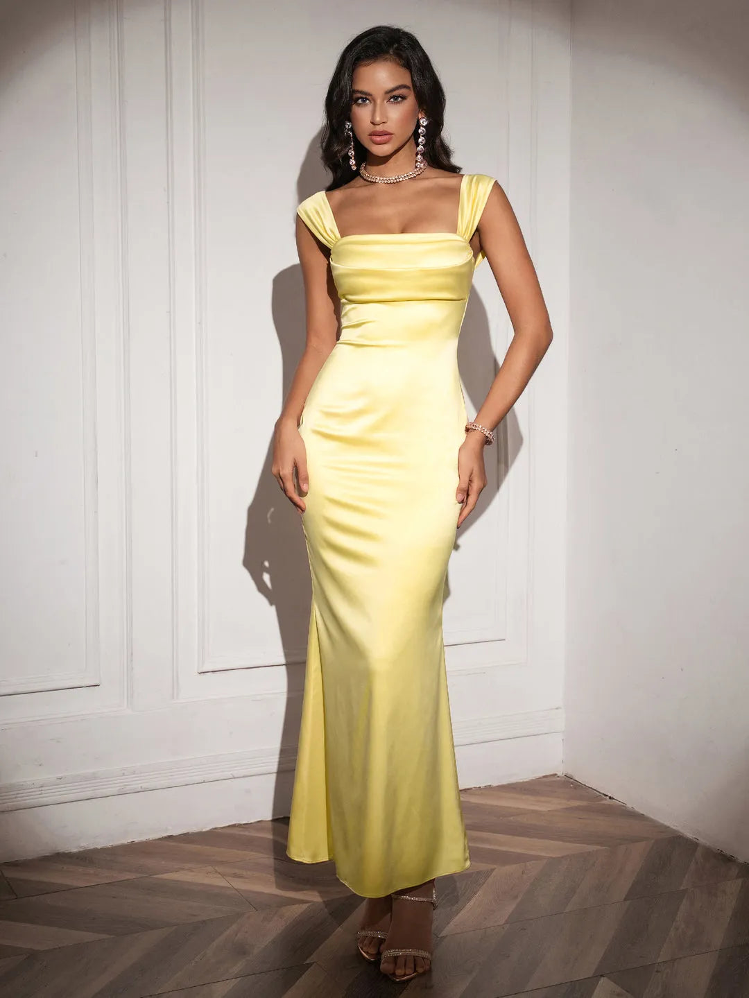 Luxe Fitted Off-the-Shoulder Ruffle Trim Square Neck Floor-Length Prom Dresses