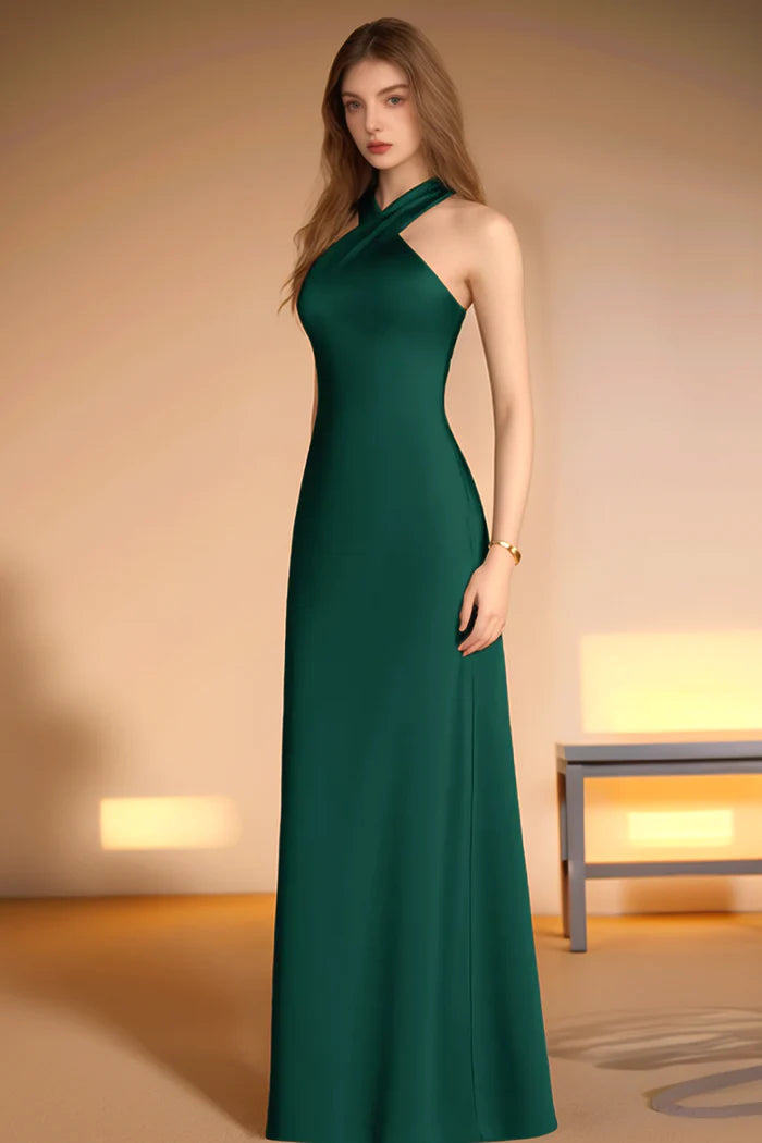 Luxe Mermaid Halter Neck Sleeveless Bow Back Floor-Length Formal Bridesmaid Dresses