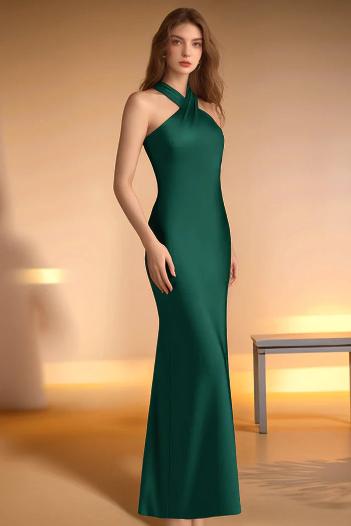 Luxe Mermaid Halter Neck Sleeveless Bow Back Floor-Length Formal Bridesmaid Dresses
