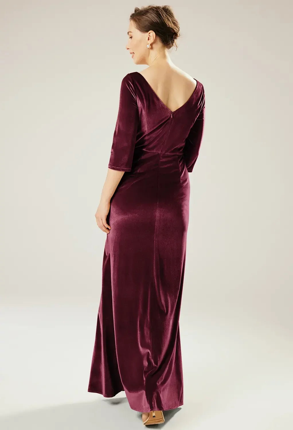 Luxe Sheath Off-The-Shoulder Three-Quarter Sleeves V-Back Floor-Length Mother Of The Bride Dresses