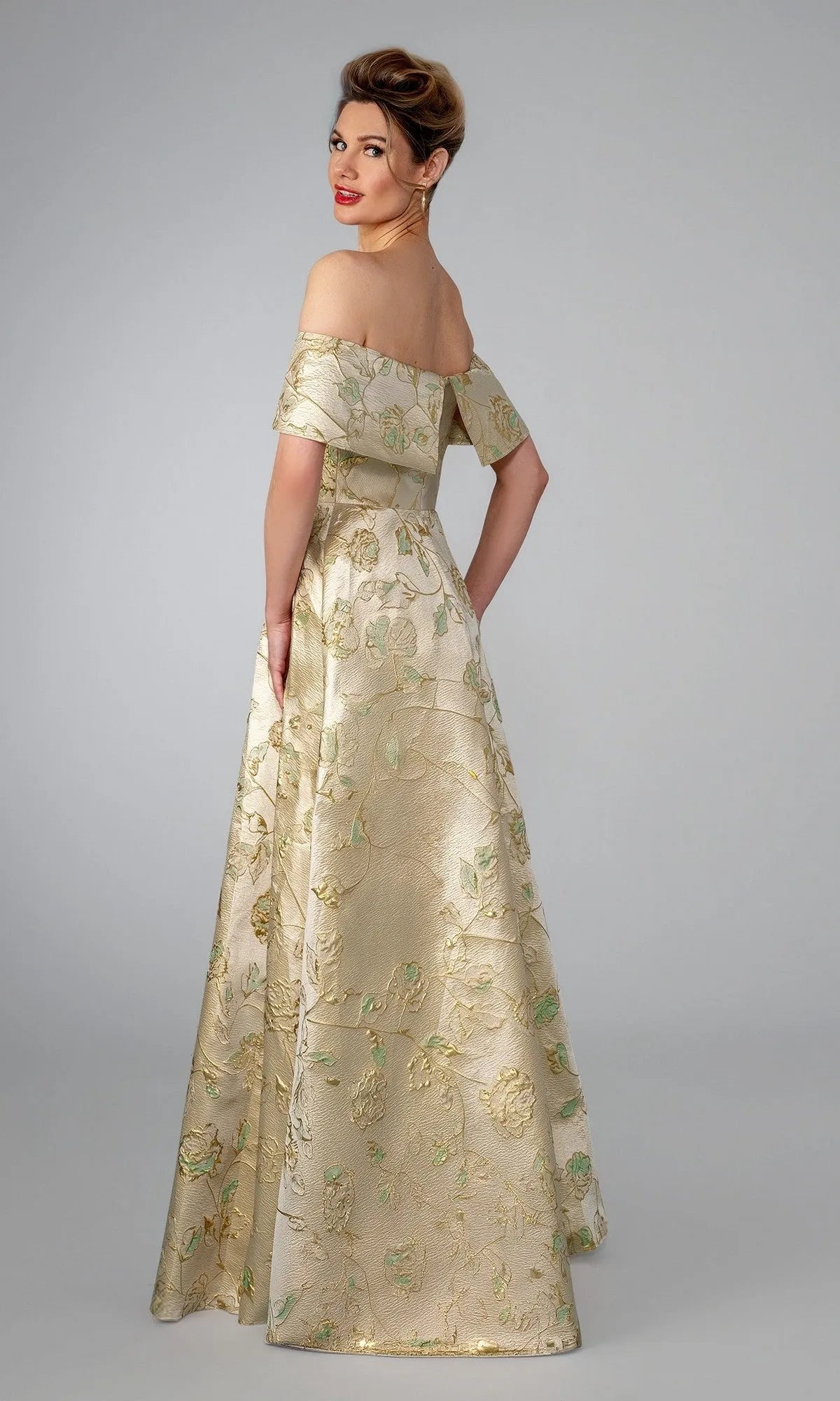 Luxurious A Line Off Shoulder Floral Jacquard Floor Length Prom Dresses