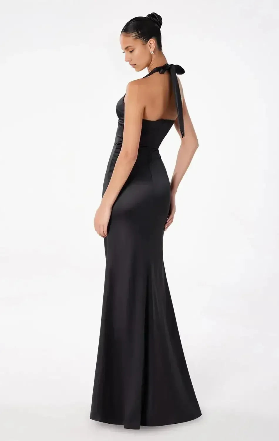 Luxurious Mermaid Halter Neck Sleeveless Tie-Back Floor-Length Satin Prom Dress for women Hot sale