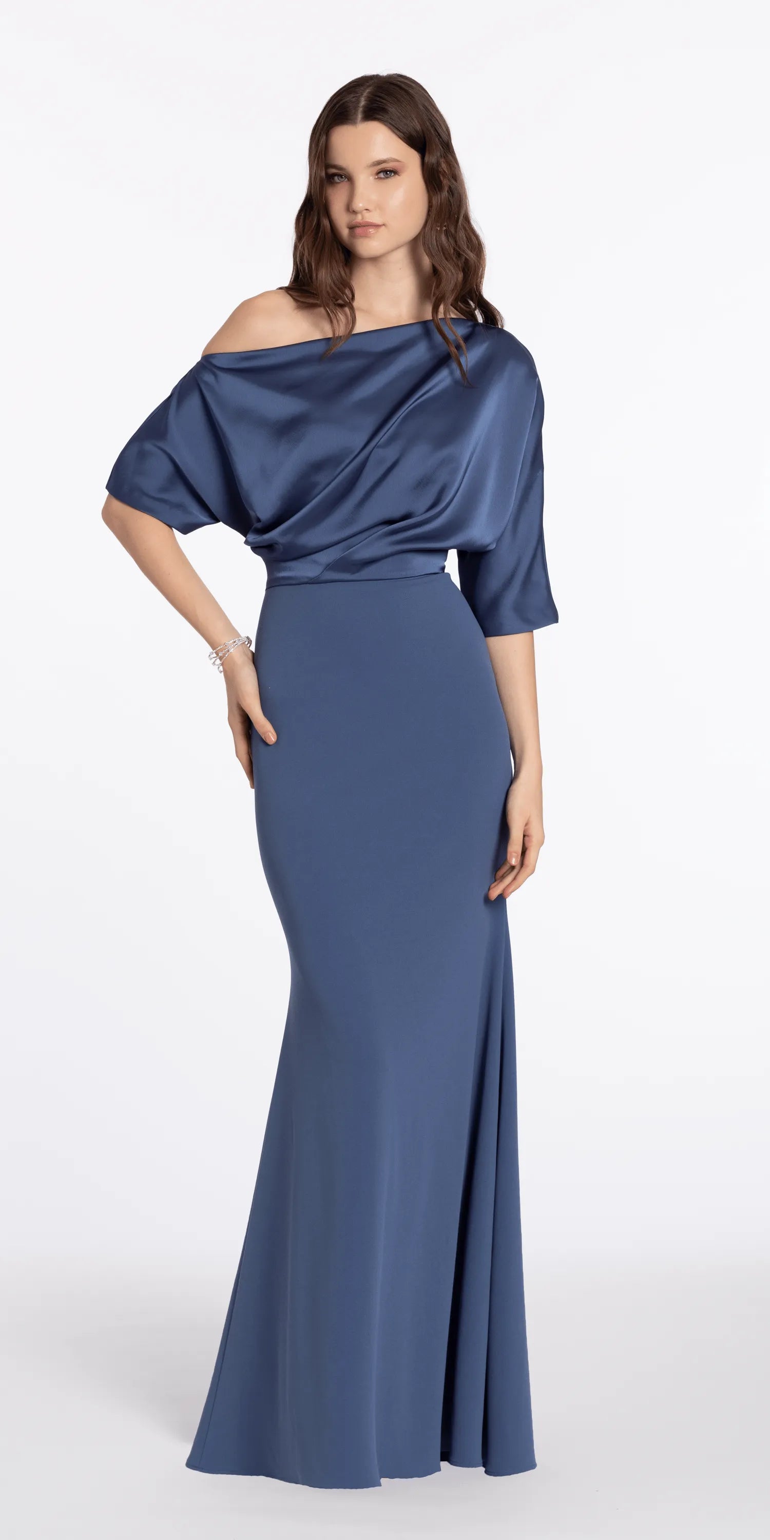 Luxurious Mermaid One-Shoulder Half-Sleeve Open-Back Floor-Length Evening Dresses