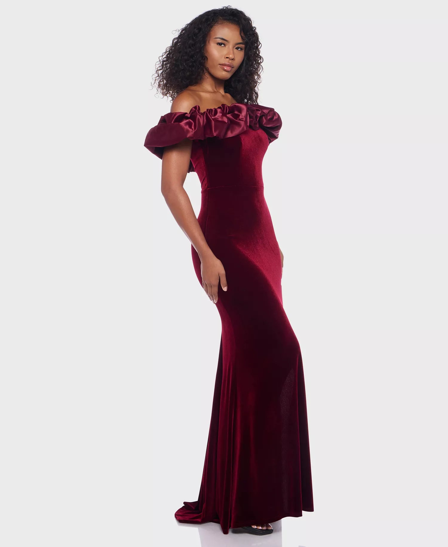 Luxurious Trumpet Off-Shoulder Ruffled Zip Back Long Party Dresses