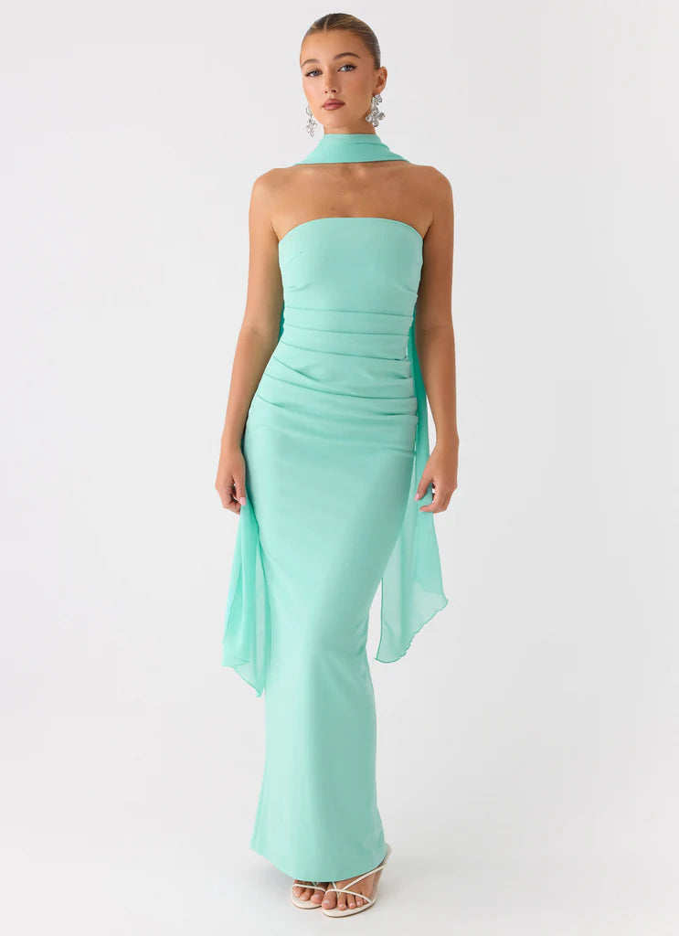 Mint Green Strapless Halter Neck Ruched Maxi Prom Dress For Elegant Formal Evening Events