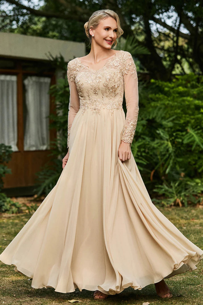 Romantic A-Line Sweetheart Long-Sleeve Button-Back Floor-Length Mother of the Bride Dresses