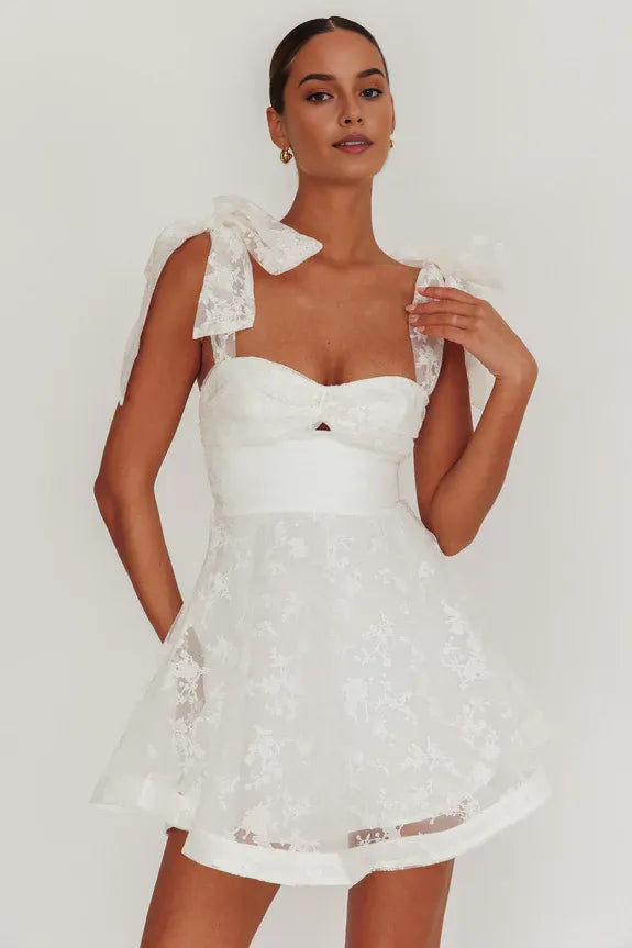 Romantic A-Line Sweetheart Neck Bow-Shoulder Keyhole Tied Back Zip Short-Mini Homecoming Dresses