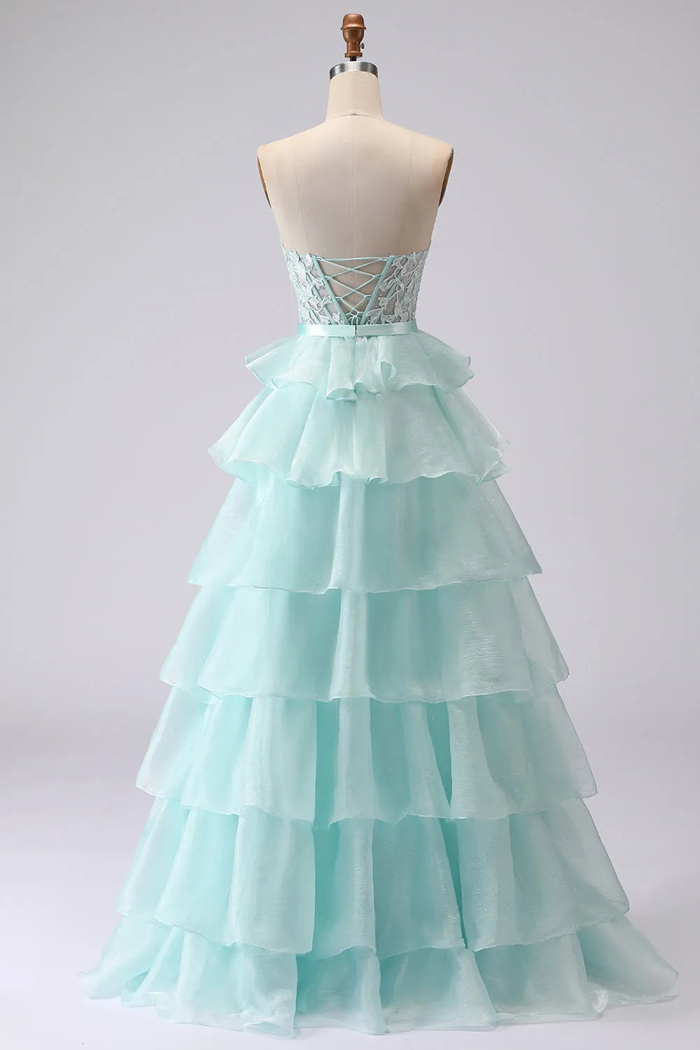 Romantic Ball Gown Sweetheart Neck Sleeveless Lace-Up Back Floor-Length Prom Dresses