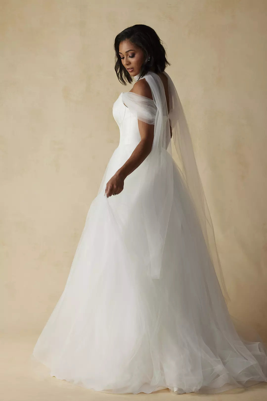 Romantic Ballgown Off-The-Shoulder Tulle Sleeve Lace Back Floor-Length Wedding Dresses