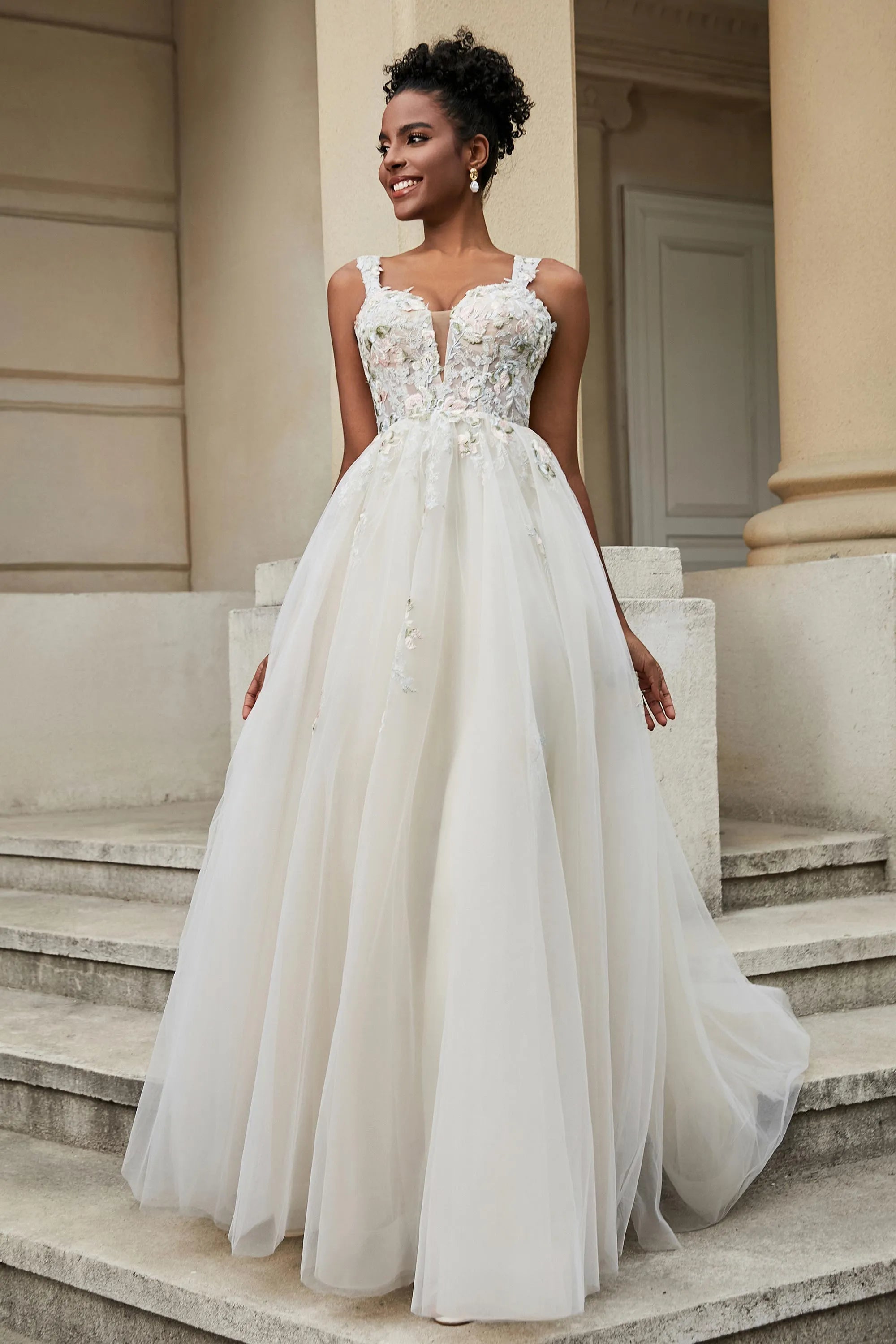 Romantic Ballgown Sweetheart Neck Sleeveless Lace Back Long Wedding Dresses