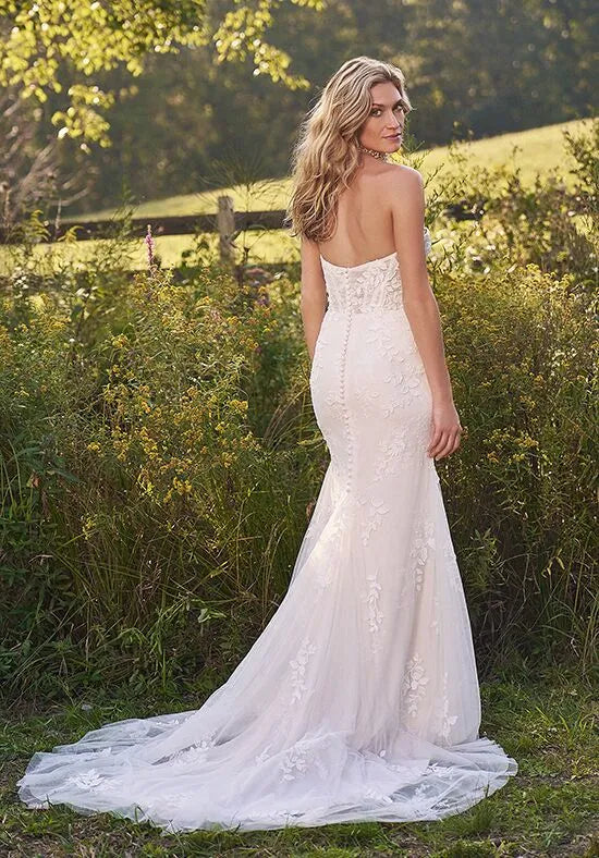 Romantic Mermaid Strapless Detachable Sleeve Lace Train Wedding Dresses