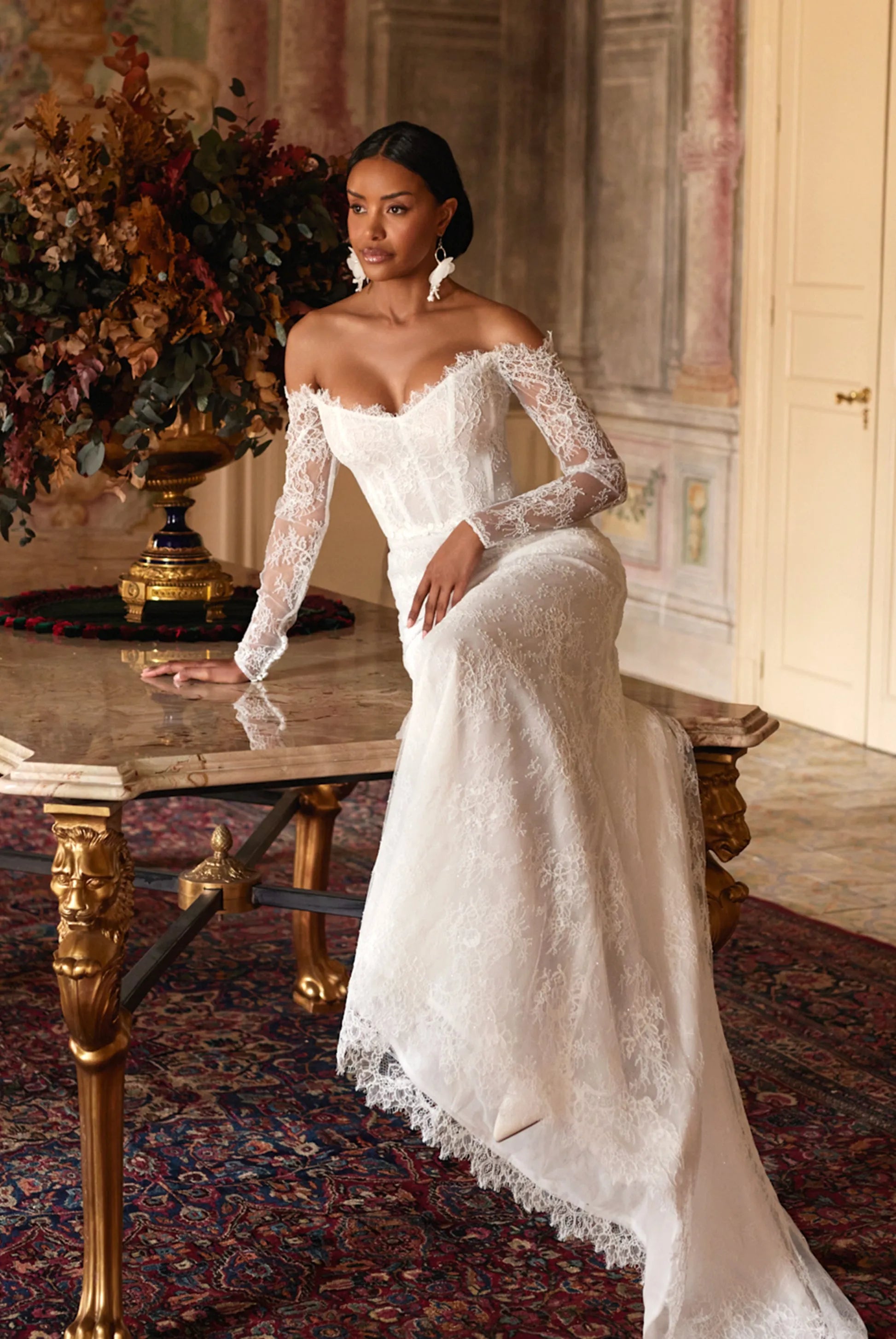 Romantic Mermaid Sweetheart Long-Sleeved Lace-Up Back Floor-Length Wedding Dresses
