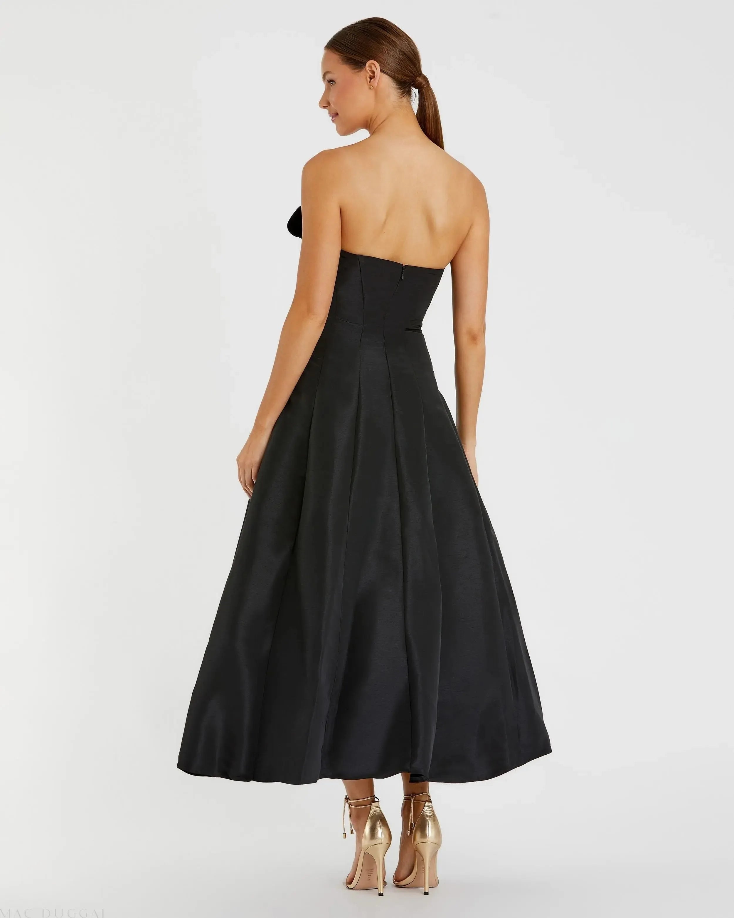 Romantic Tea-Length Ballgown Sweetheart Strapless Bow Accent Open Back Formal Prom Gown